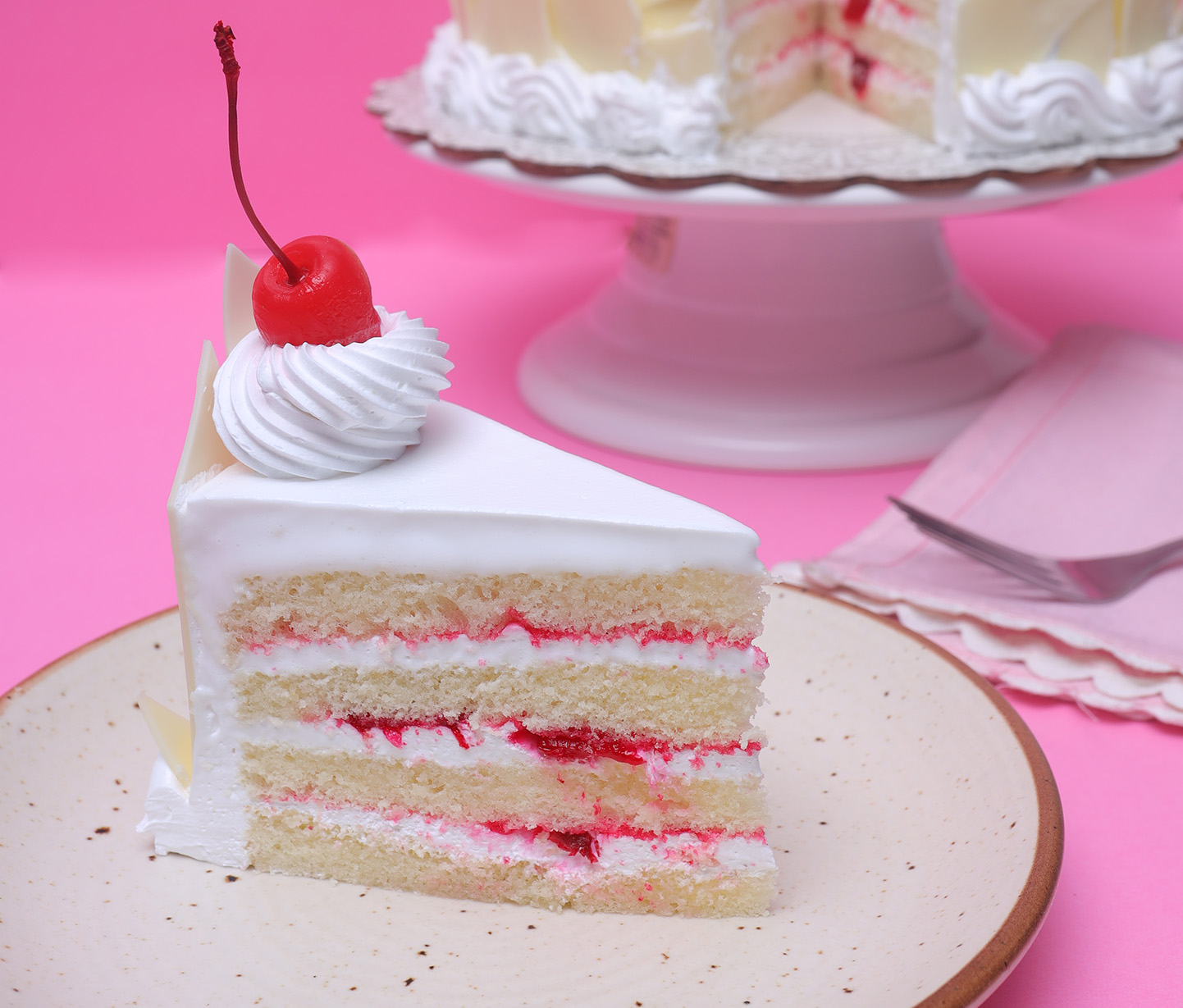 Top 137+ white forest cake piece latest in.eteachers