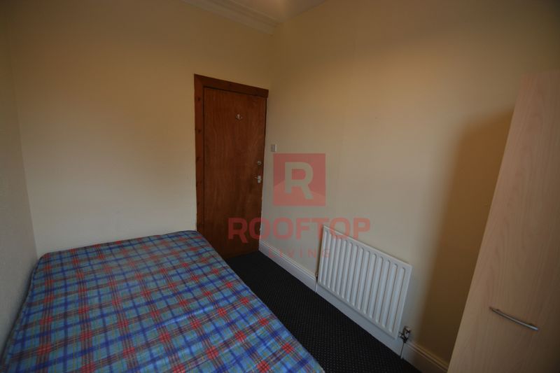 Property to rent in 3 St. Michaels Terrace, Leeds from £499.7 Rooftop