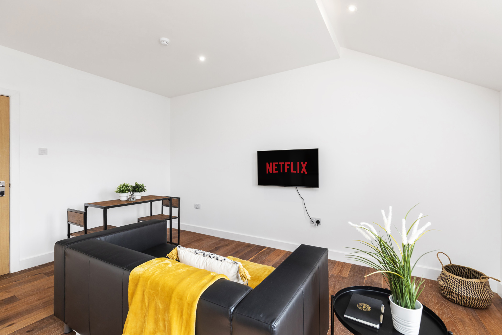 Property to rent in Royal Park Works Royal Park Road, Leeds from £825.6