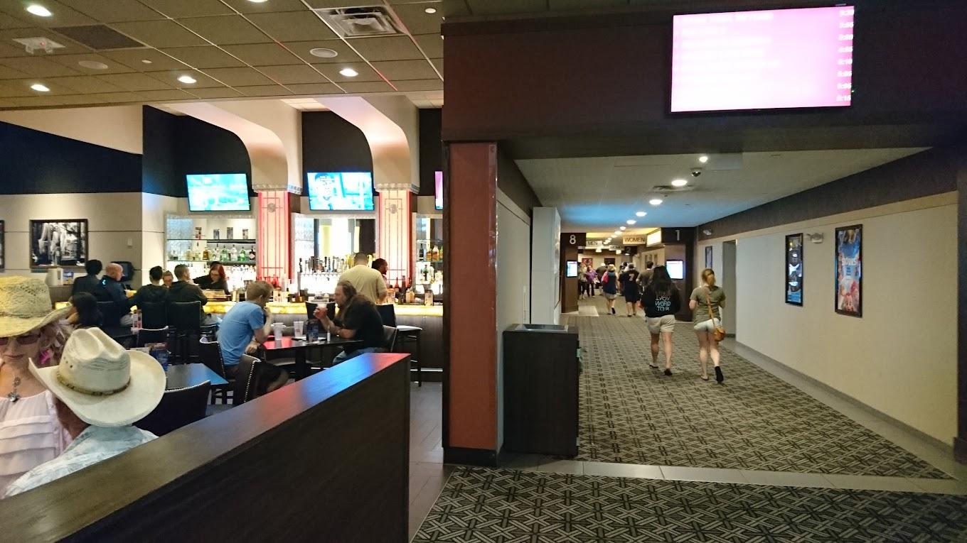 Marcus Oakdale Cinema in Oakdale, MN Showtimes & Tickets