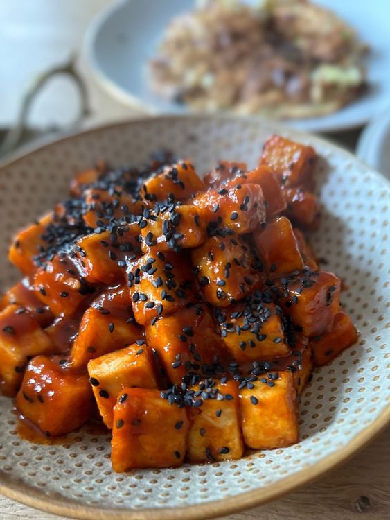 Pittige Tofu met Gochujang Sharing Vegan
