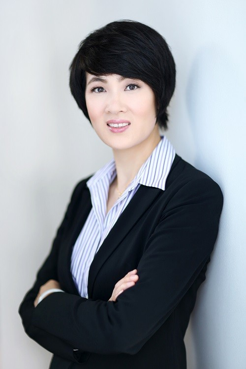 Kelly Meng Personal Real Estate Corporation Sutton West Coast Realty