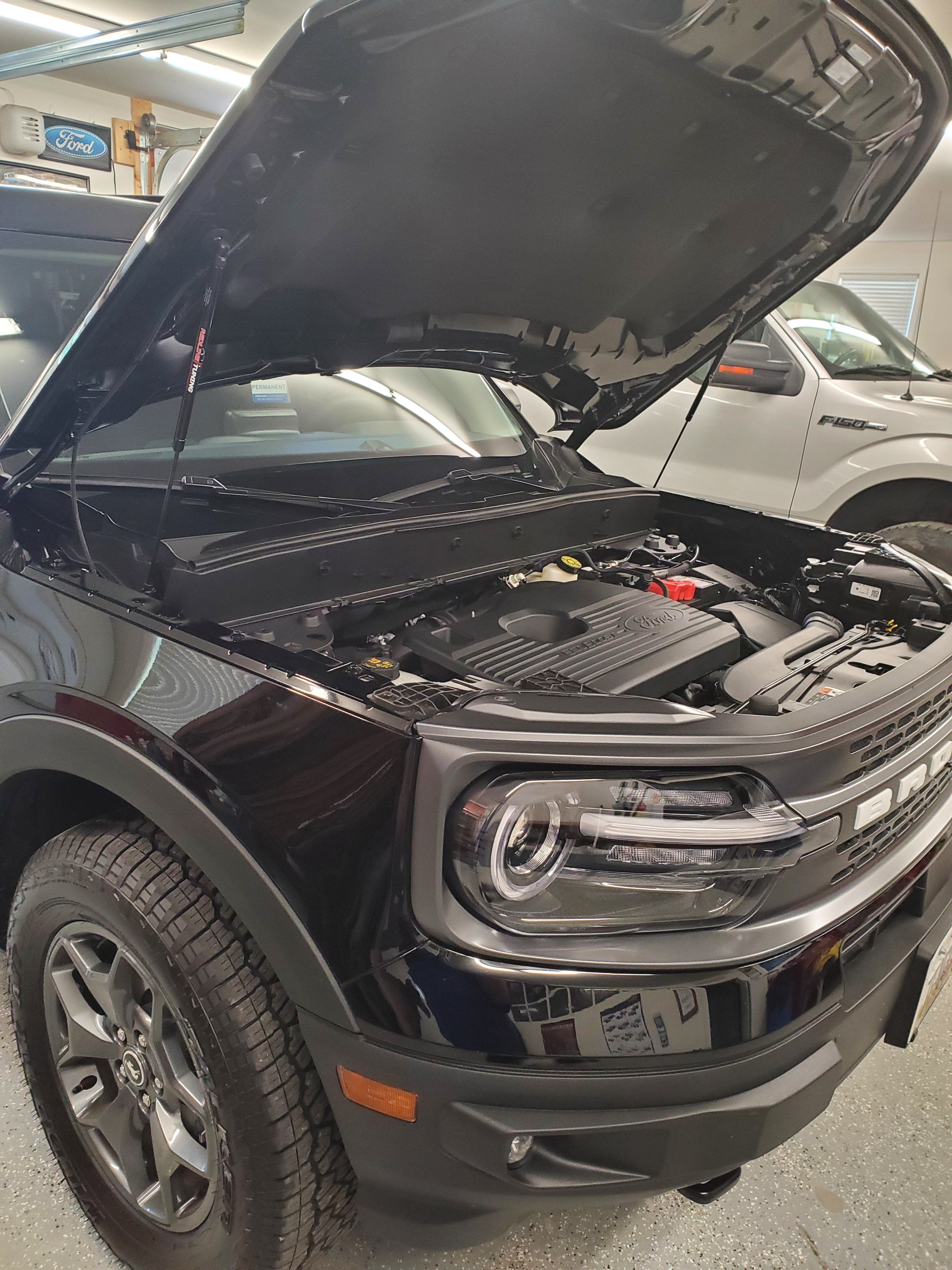 Darn Hood Vibration/flutter sport Bronco Nation