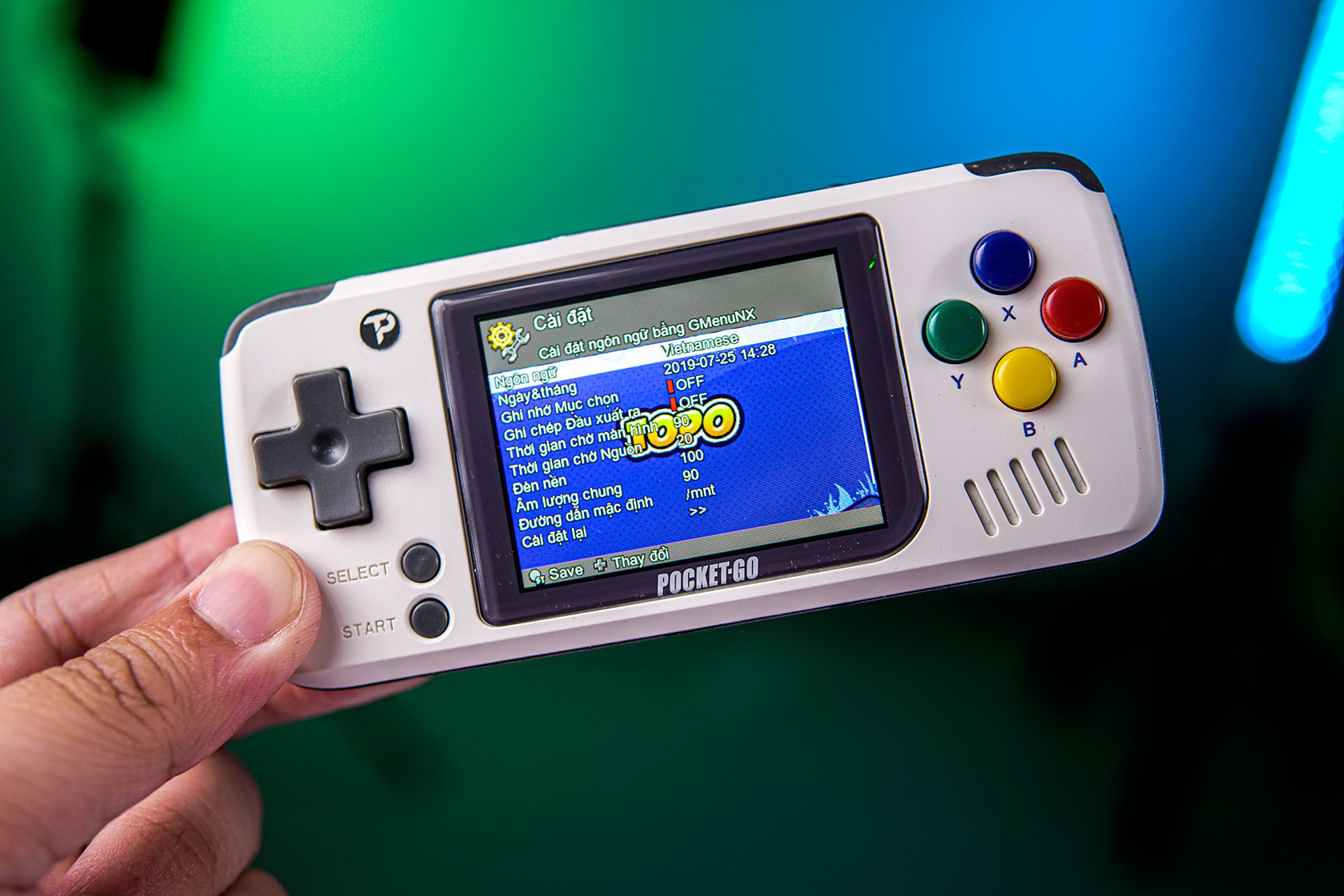 Pocket Go Retro Handheld mang tuổi thơ quay lại ThinkView