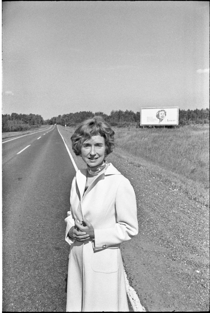 Behind the Cover The Unseen Photos of Lenore and Mitt Romney Time