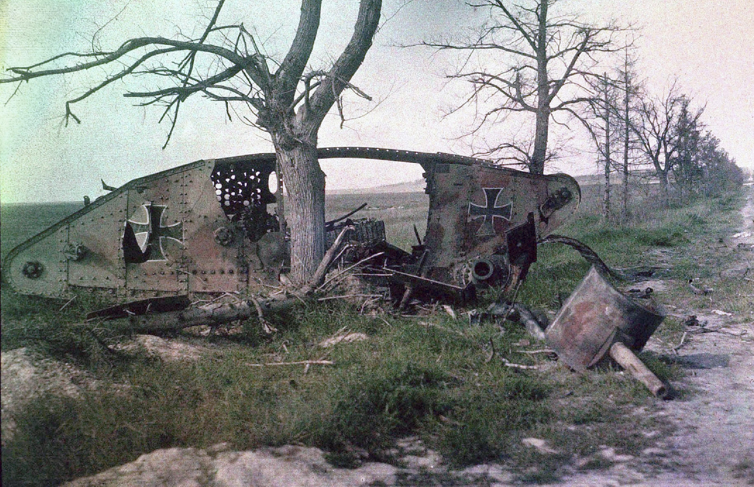 Rare Color Photographs from the Trenches of World War I Time