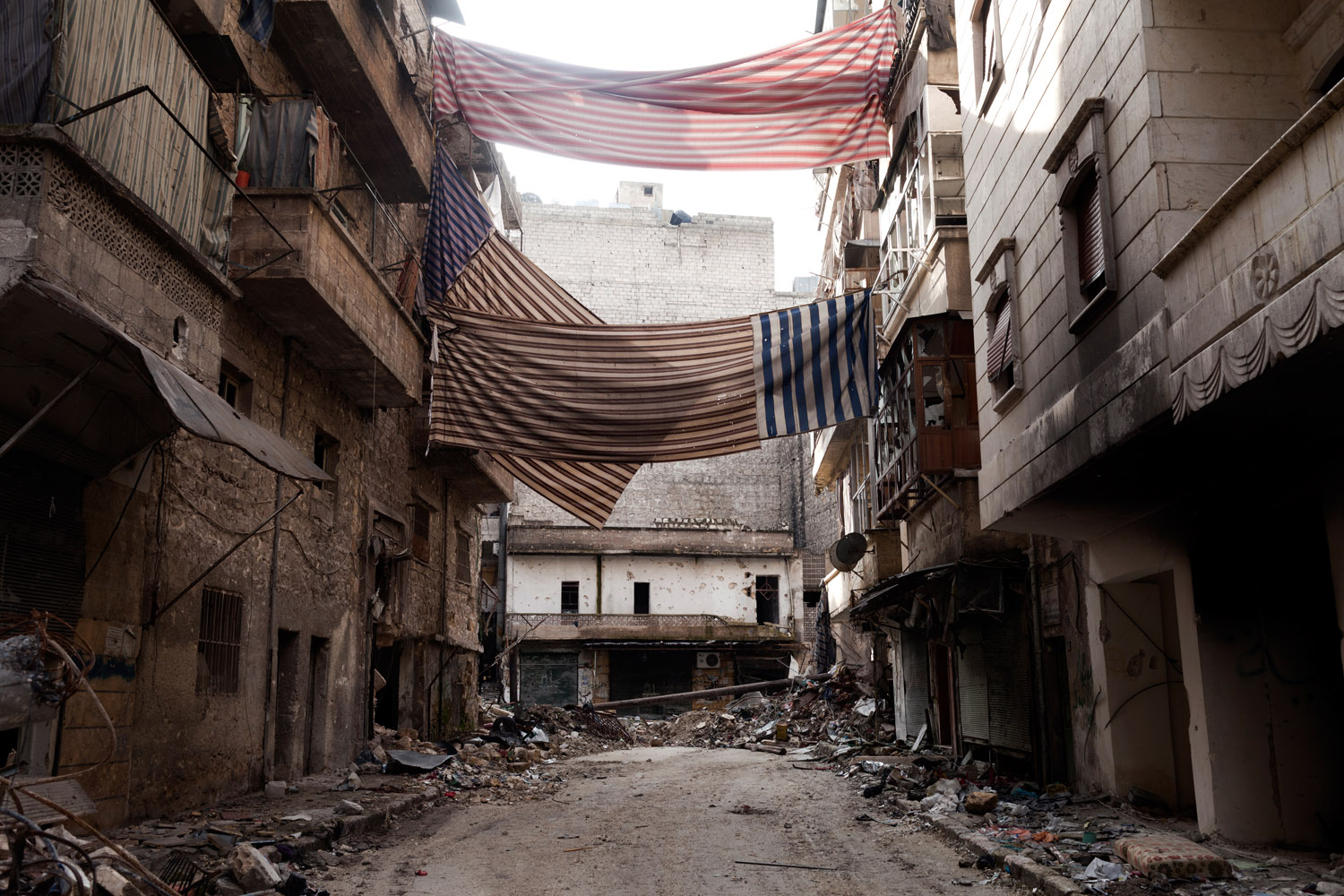The Veils of Aleppo Photographs by Franco Pagetti Time