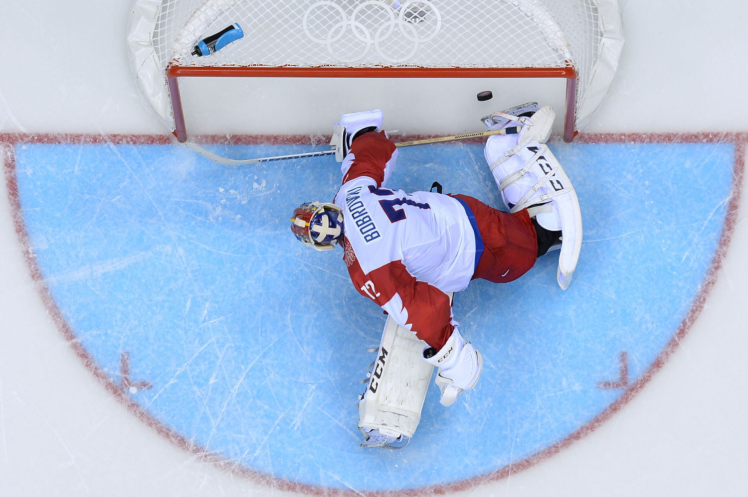U.S. Hockey Team Defeats Russia In Penalty Shootout Time