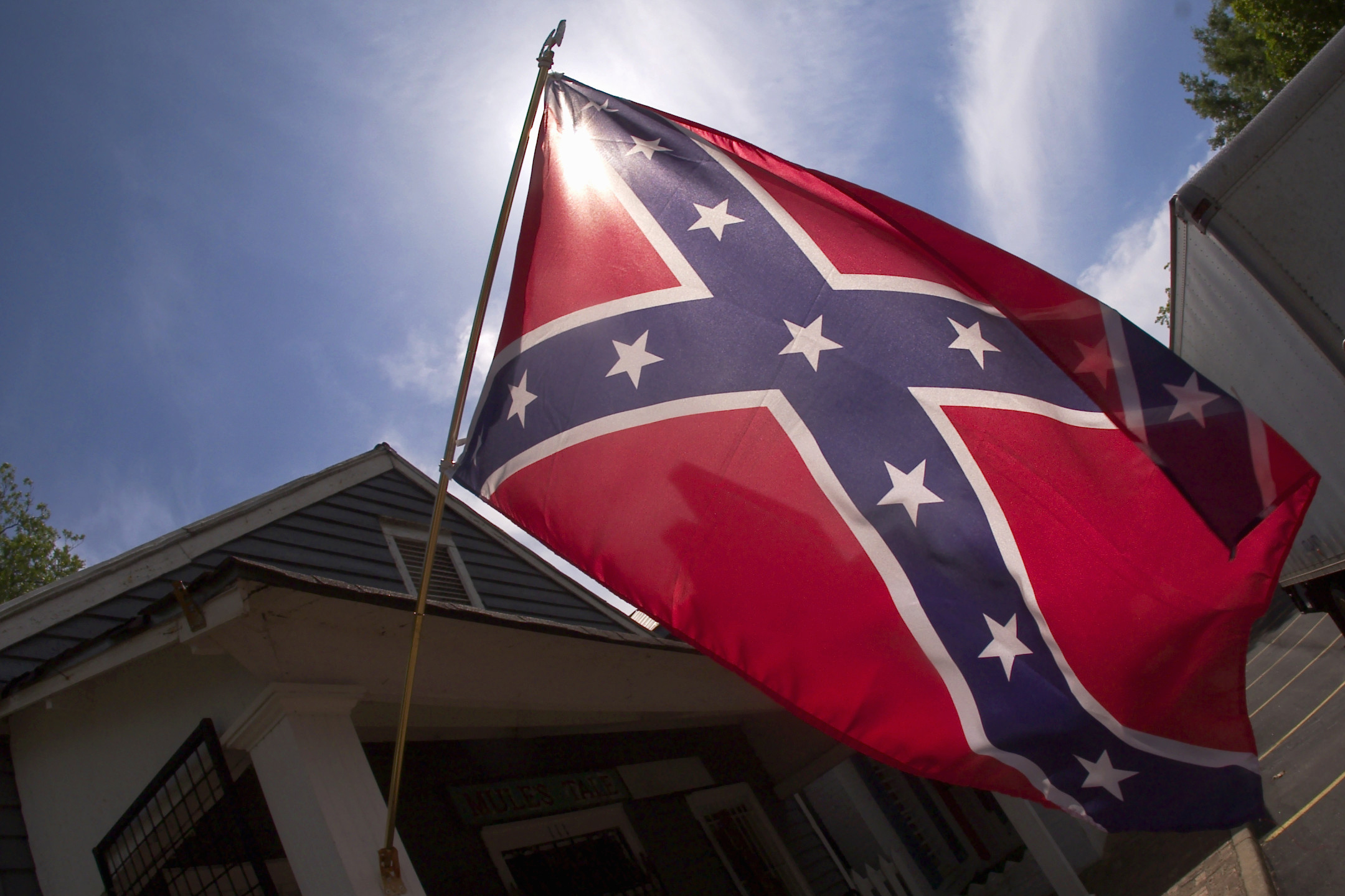 Online Retailer to Start Selling Confederate Flag TIME