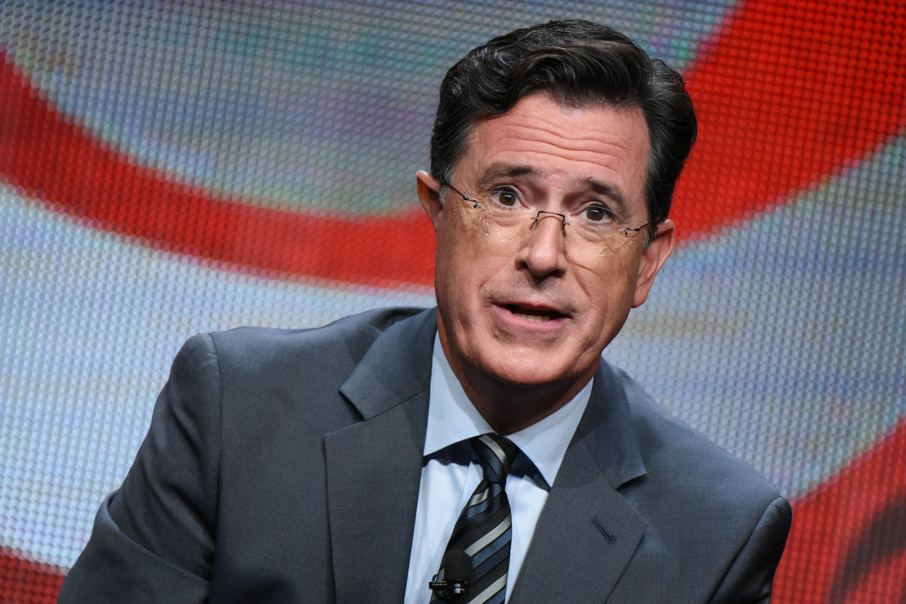 Youtube Stephan Cobert 2023 Christmas Story Stephen Colbert Got 600 People to Participate in His Latest Promo Time