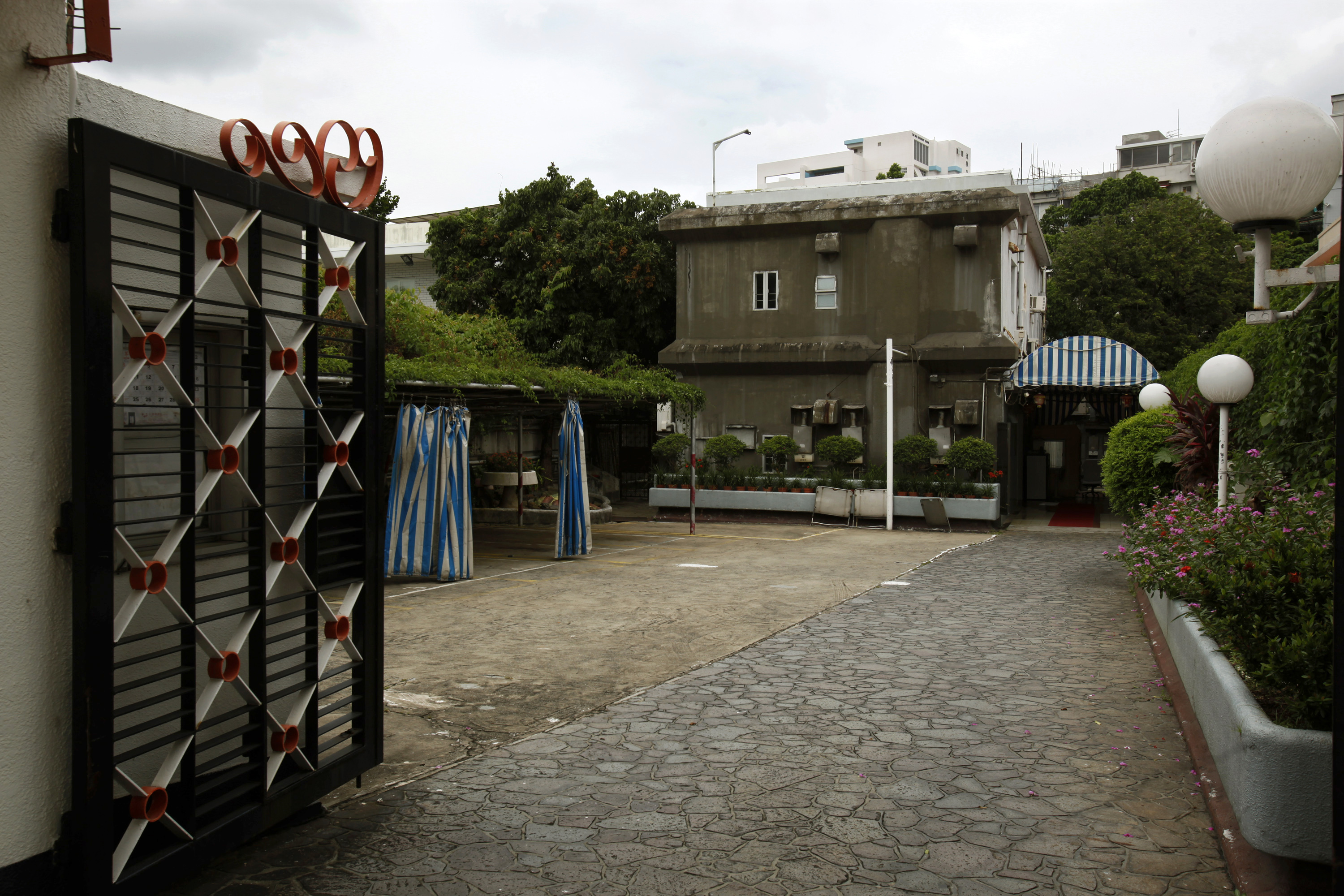 Bruce Lee's Former Home in Hong Kong Faces Uncertain Future Time