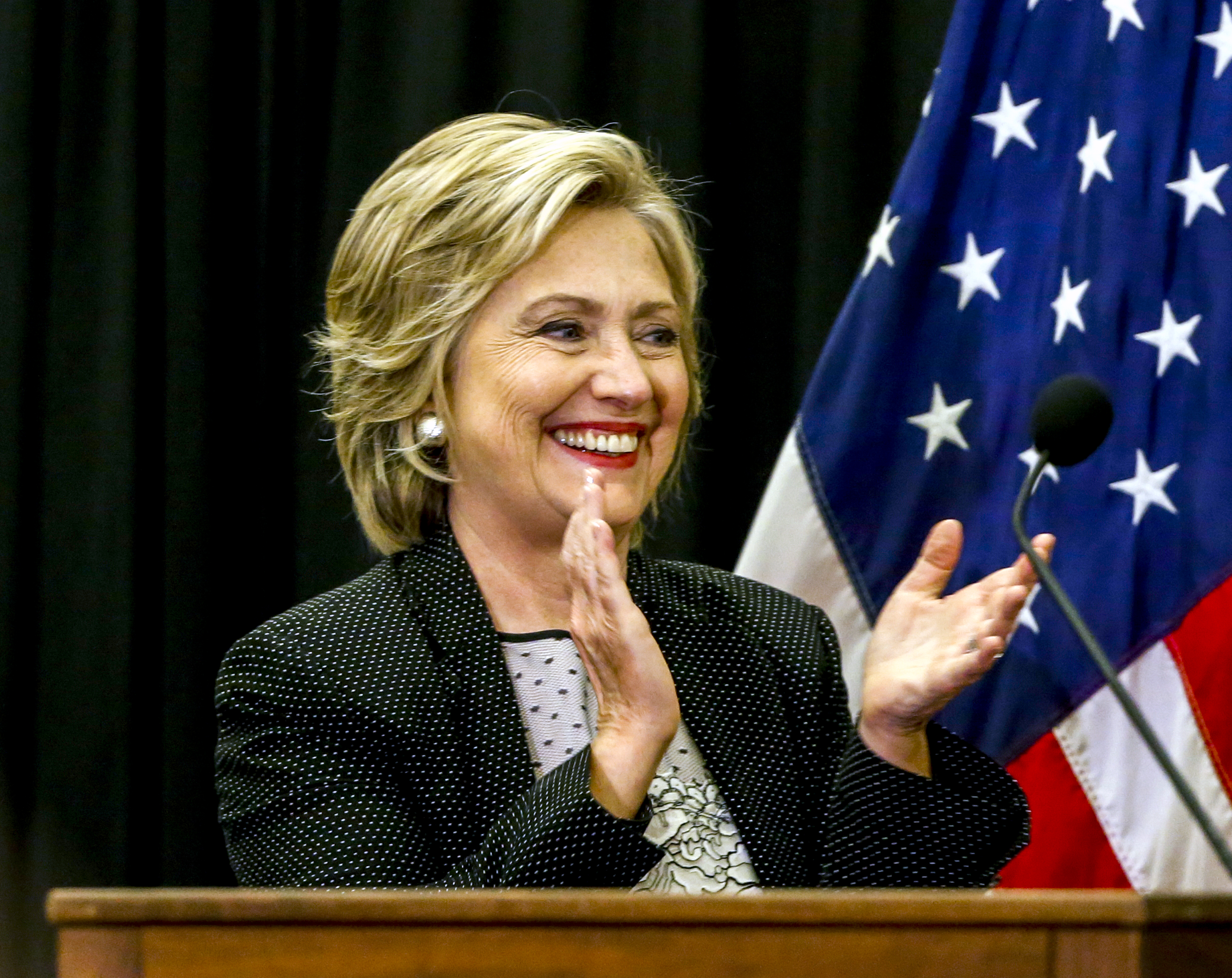 Hillary Clinton Leads All Candidates in YouTube Views Time