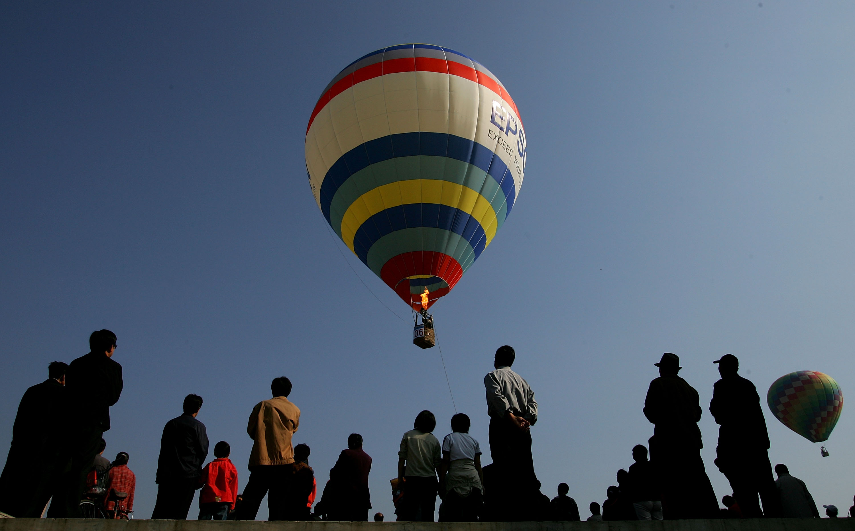 Uber Launches Hot Air Balloon Service in China Time