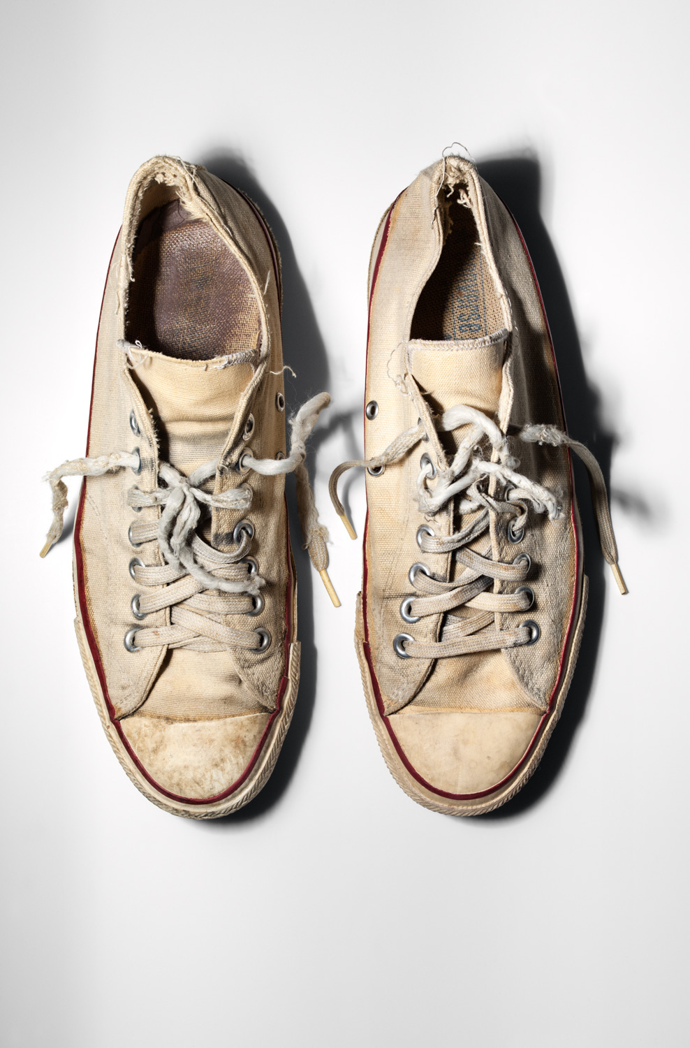The Shoes of the Famous Time