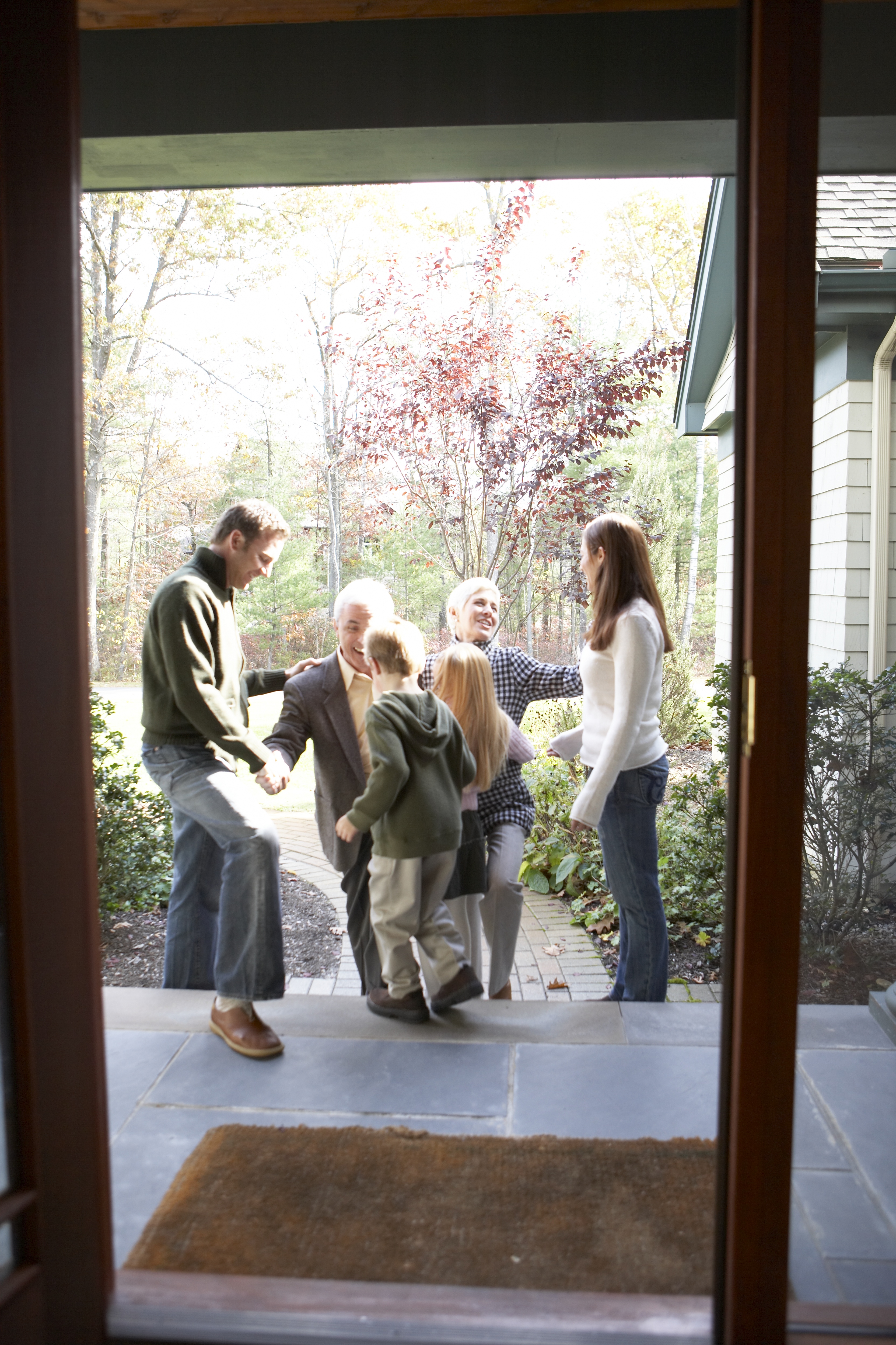 How To Help Your Kids Get The Most Out Of Family Visits Time