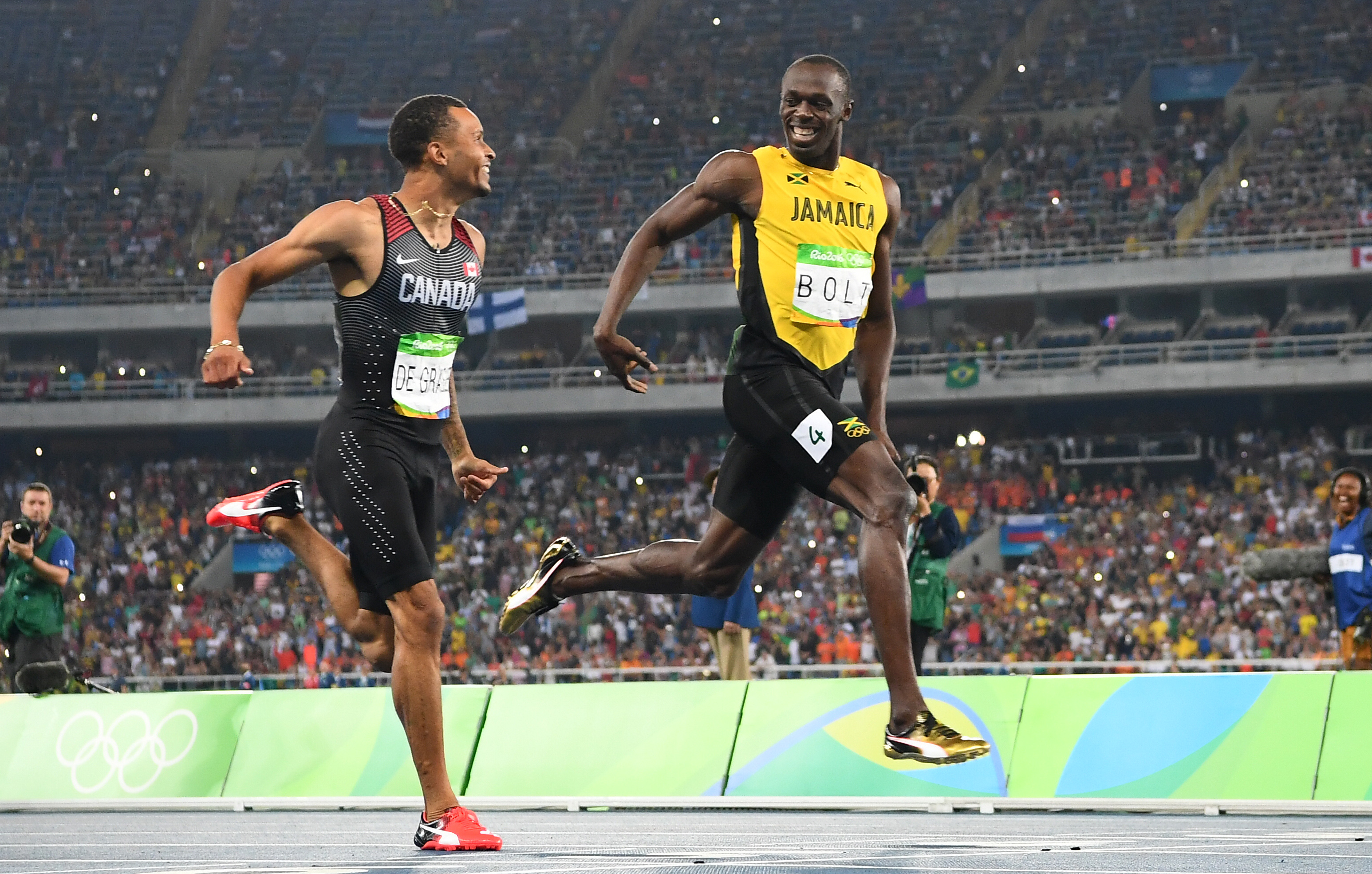 Usain Bolt Vs Andre De Grasse : 2016 Rio Usain Bolt Andre De Grasse New Olympic Bromance Time