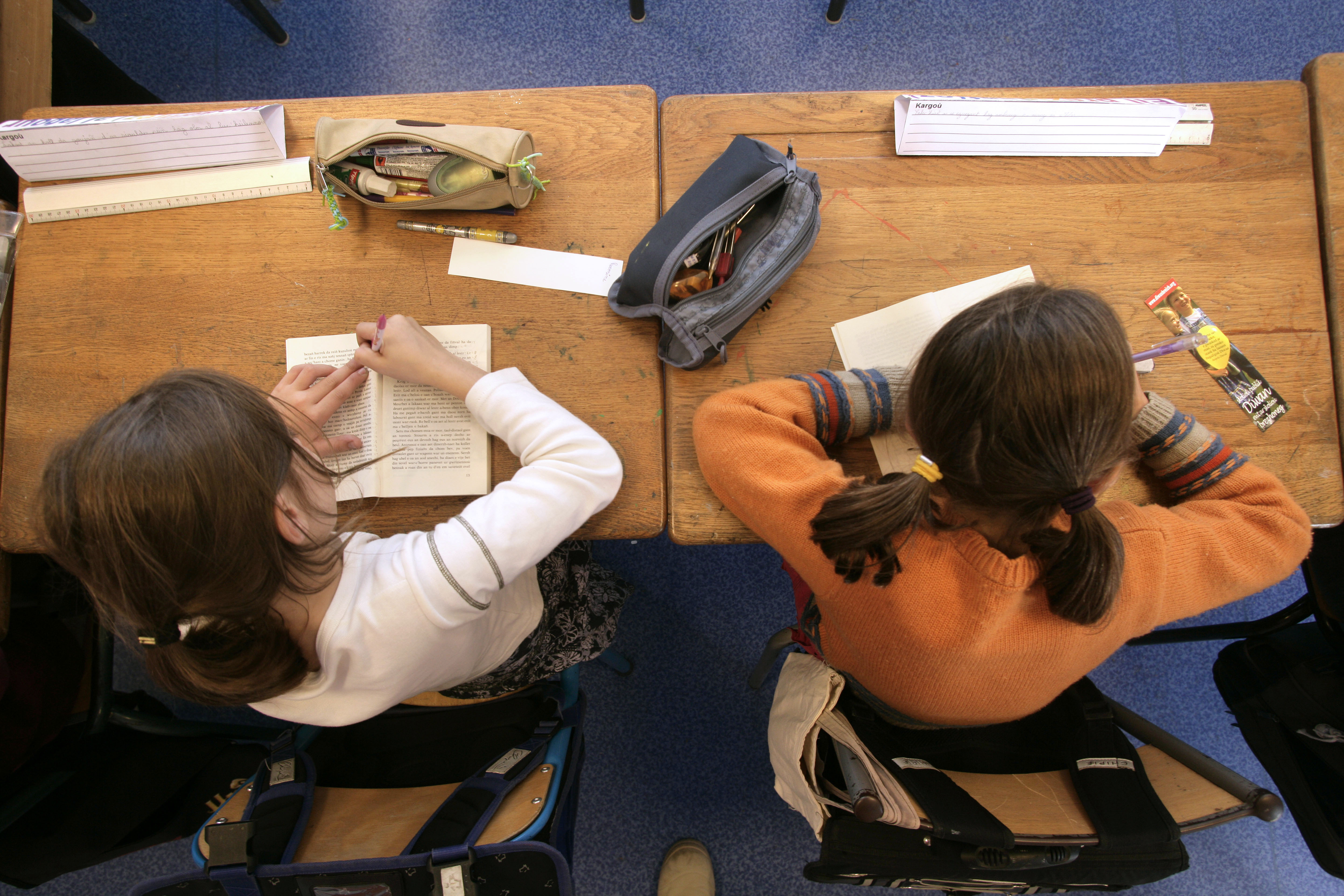 Debate on tv viewing is harmful for children. Watching Television is