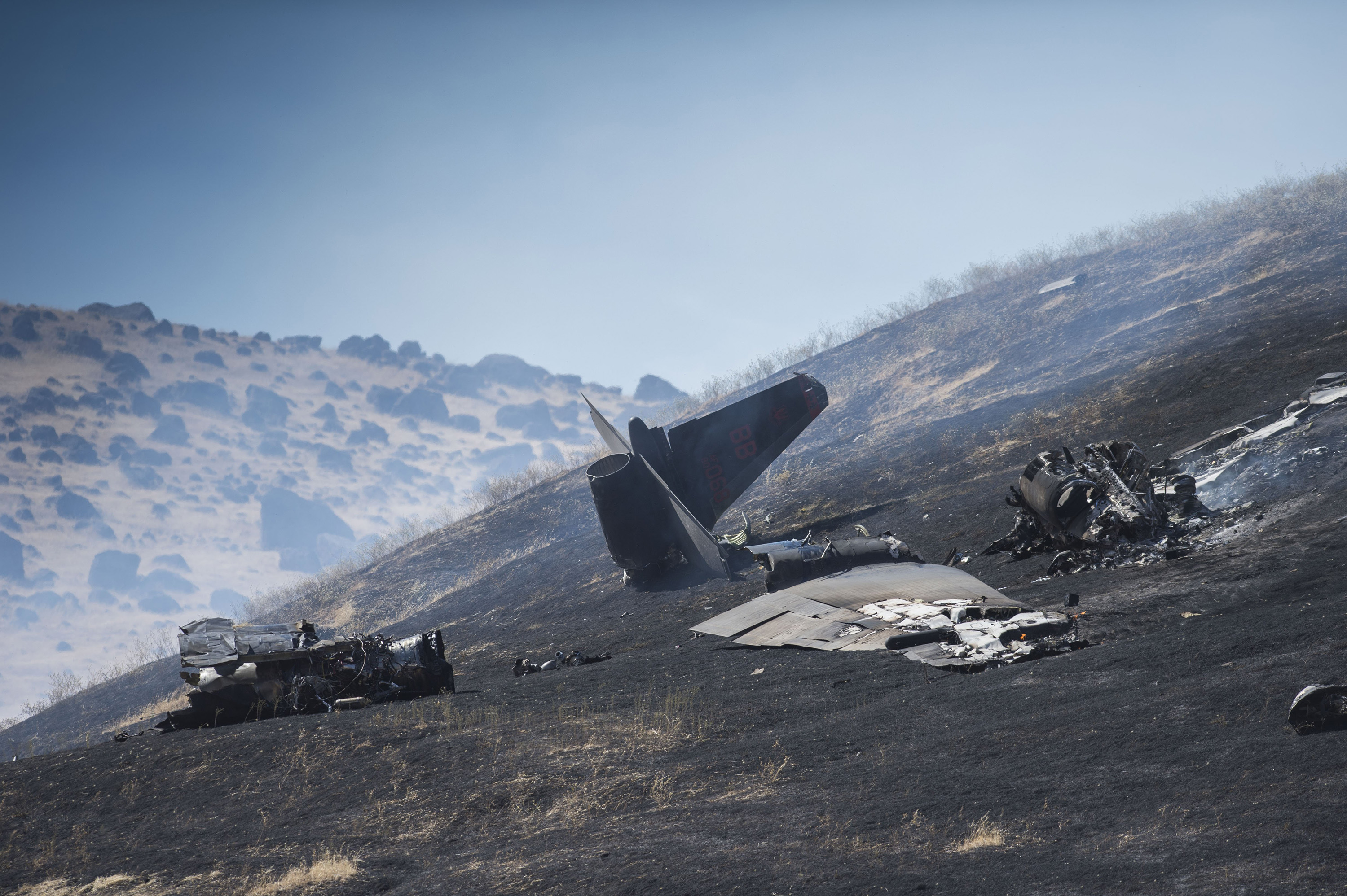 1 Pilot Dead, 1 Injured in U2 Spy Plane Crash in California TIME