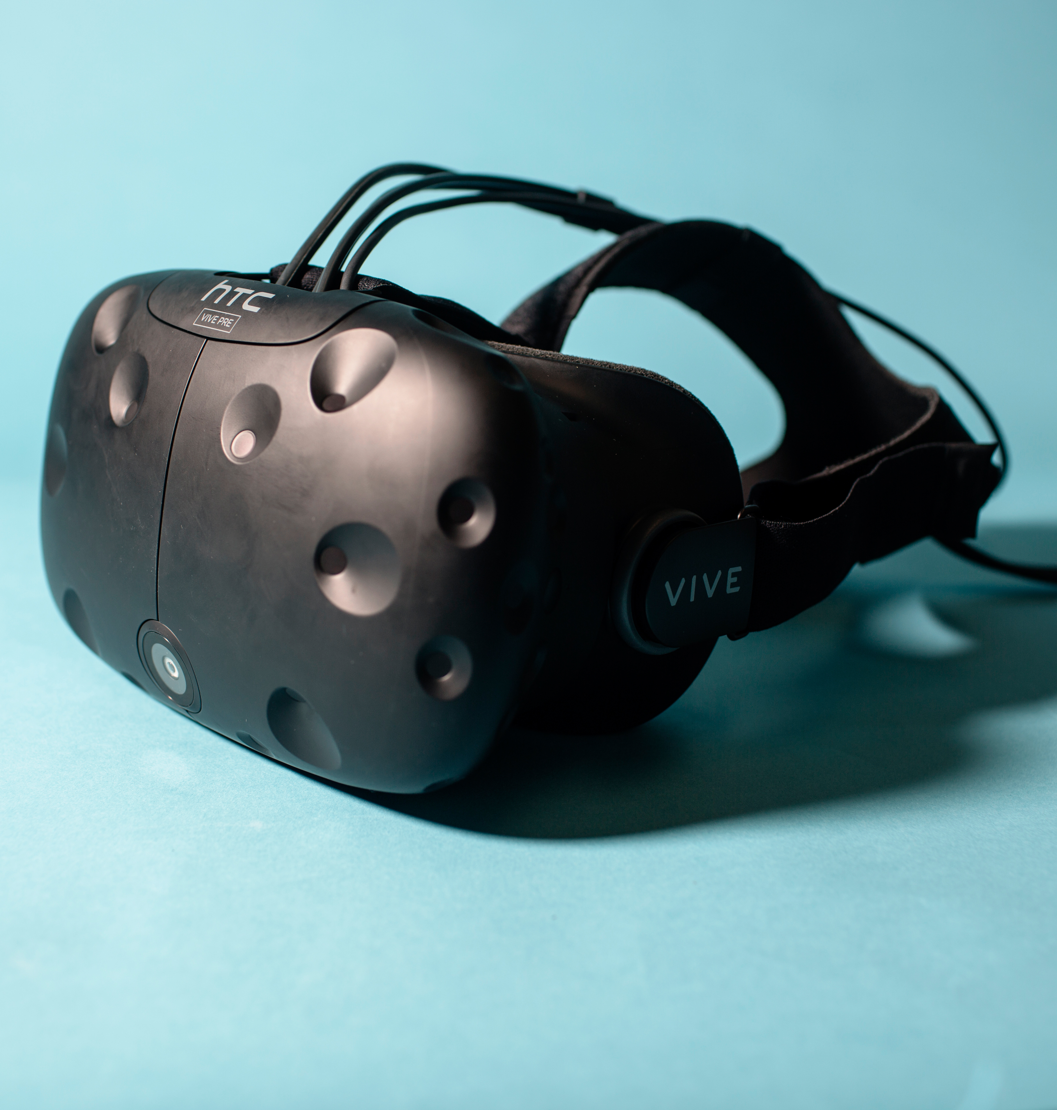 HTC Vive VR Headset Price Drops by 200 TIME