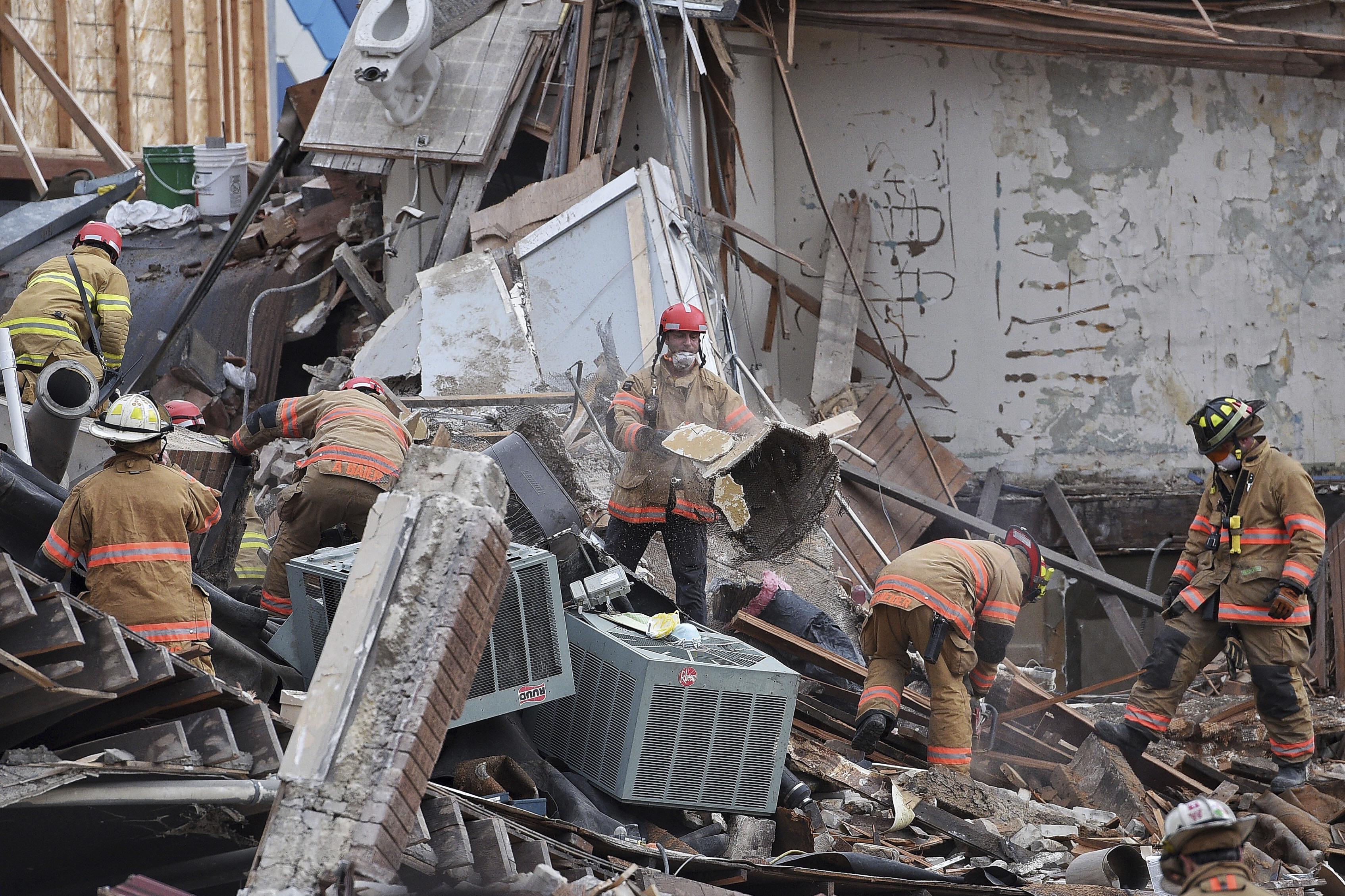 South Dakota Building Collapse Woman Rescued in Sioux Falls TIME