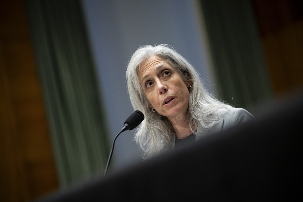 CDC Director Refuses to Leave After White House Fires Her