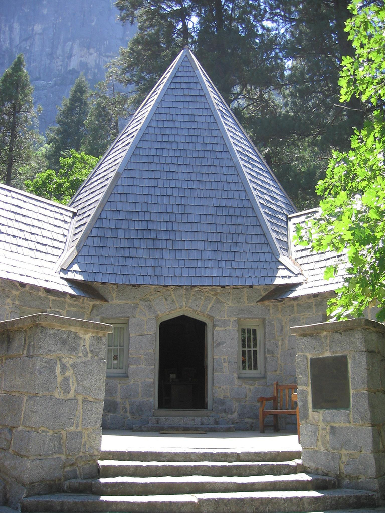 LeConte Memorial Lodge in Yosemite National Park, California Kid