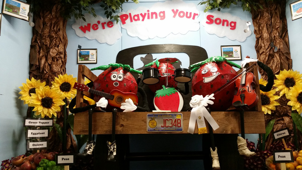 strawberry festival 2023 roseville ca BerryFest Strawberry Festival in Roseville, California Kidfriendly Attractions Trekaroo