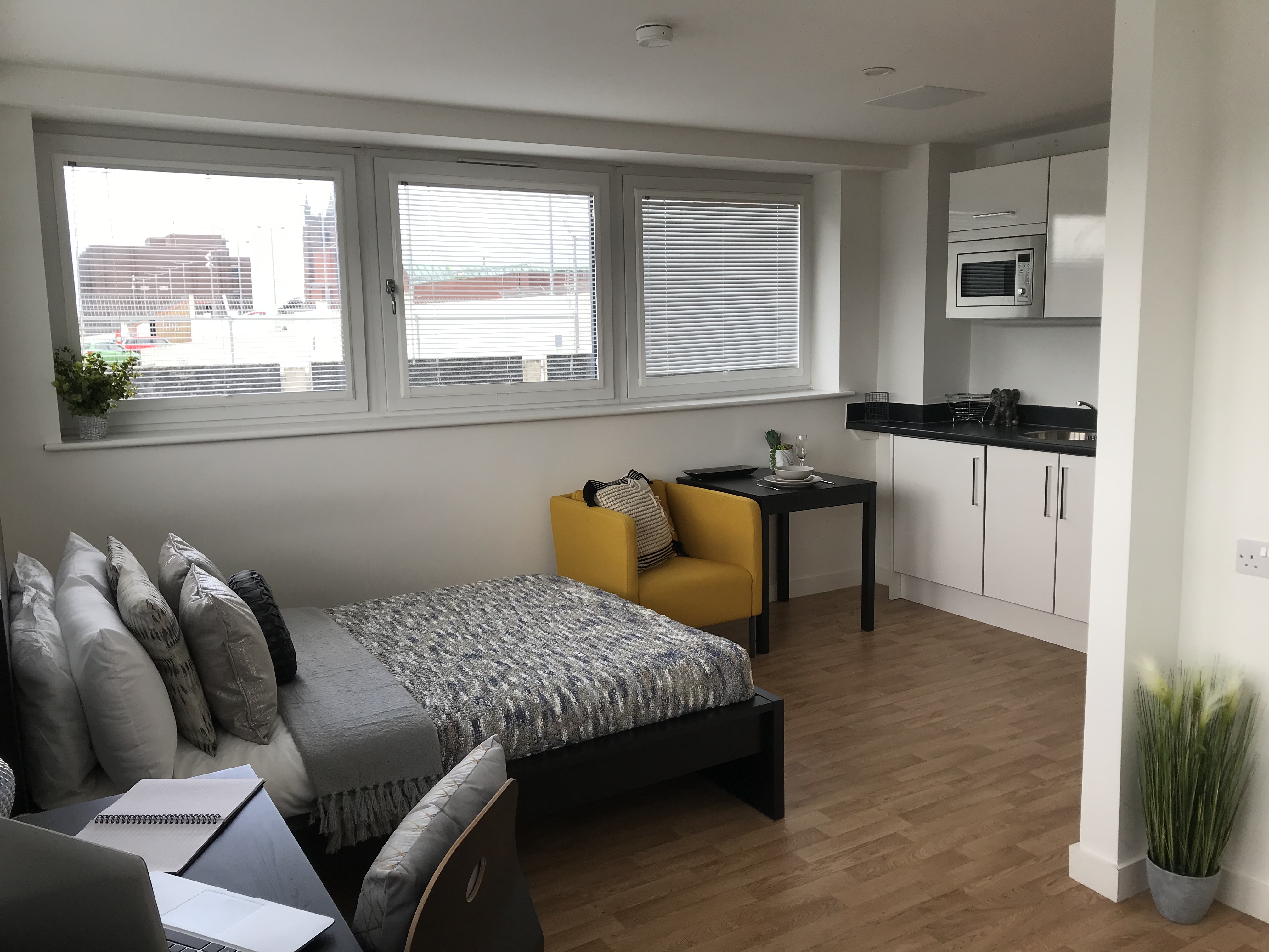 Student NewcastleunderLyme Homes for Students