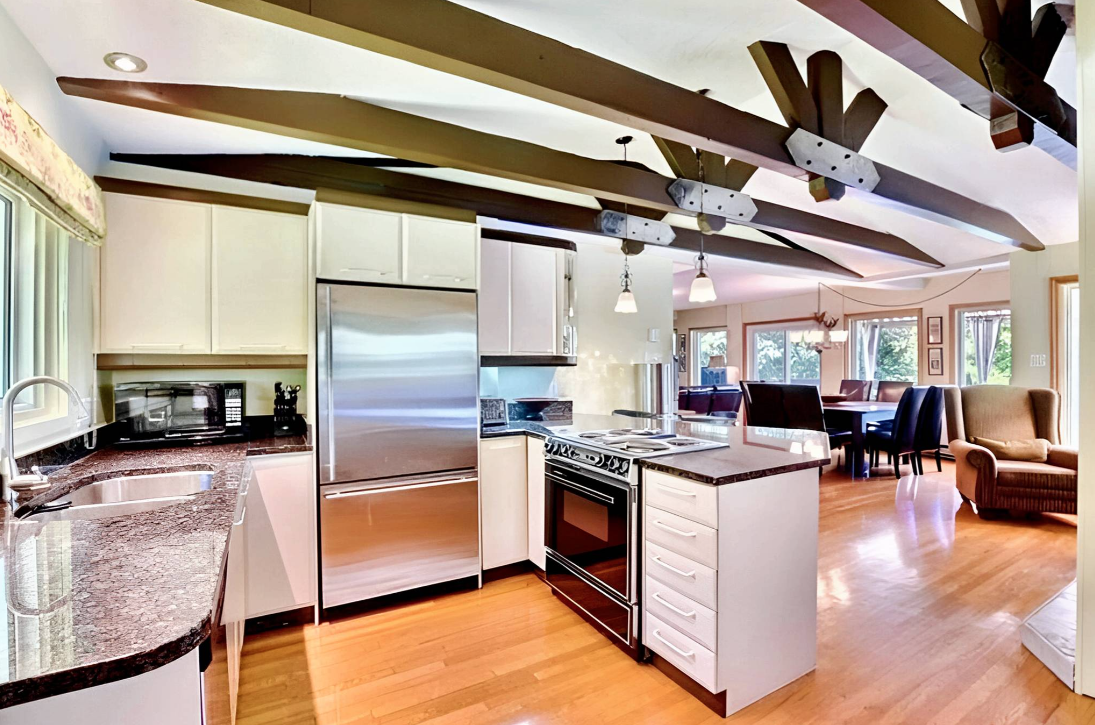 L'Hêtre au Sommet Chalet for rent in SainteAnnedesLacs , Québec