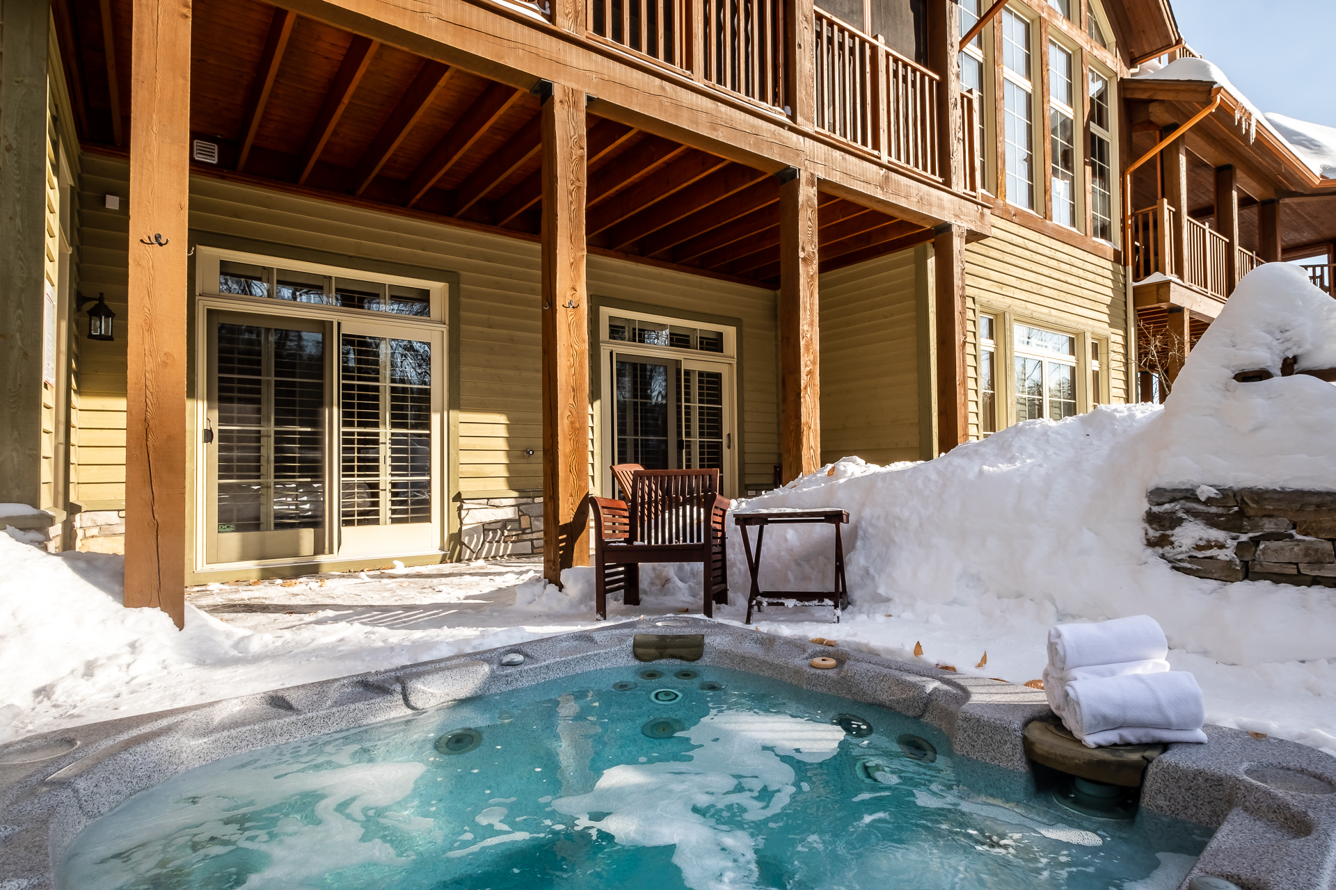 16 Chalets à louer avec Spa à Tremblant WeChalet Blog