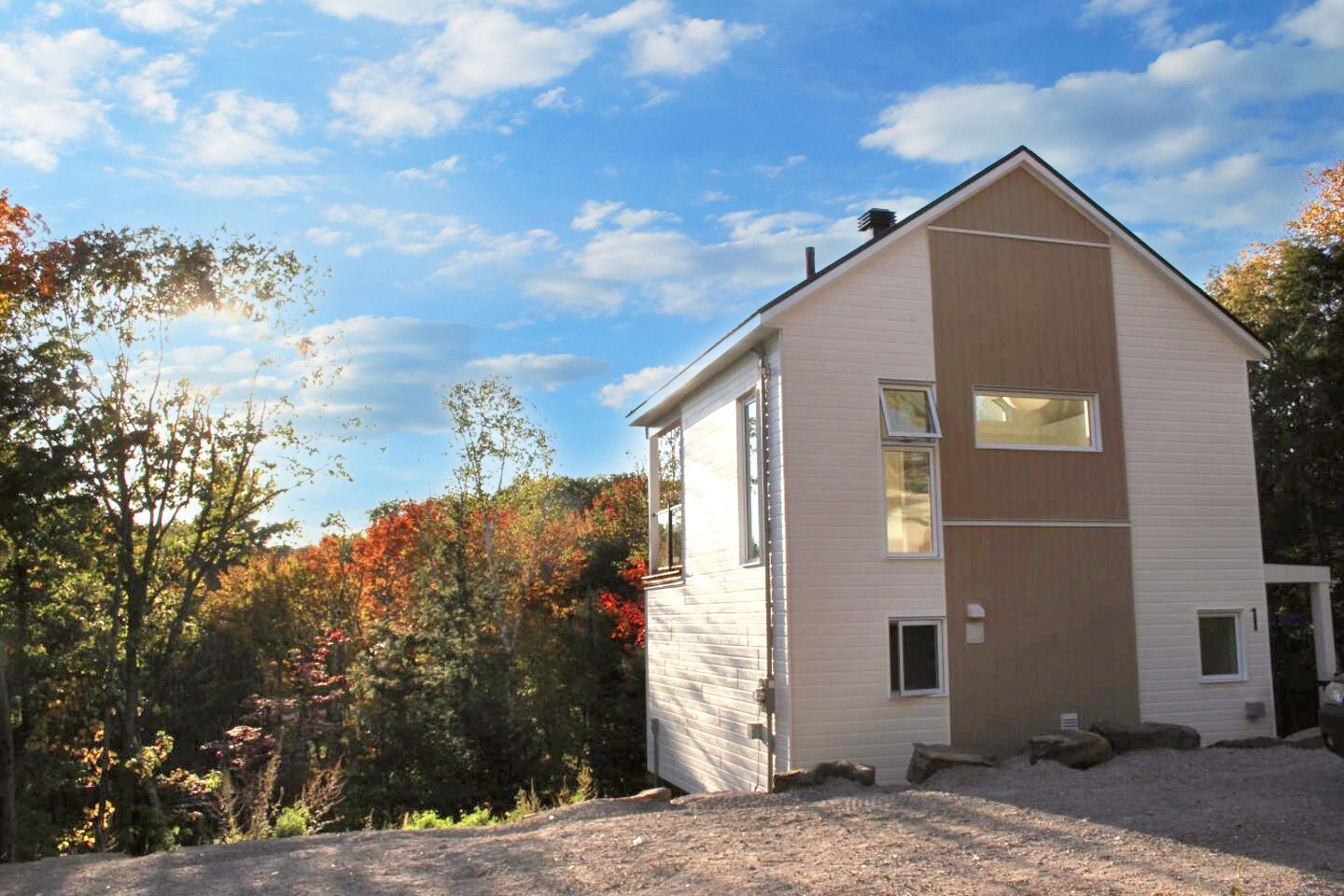 Le Chalet Boisé Lanaudière Chalet for rent in SainteBéatrix , Québec