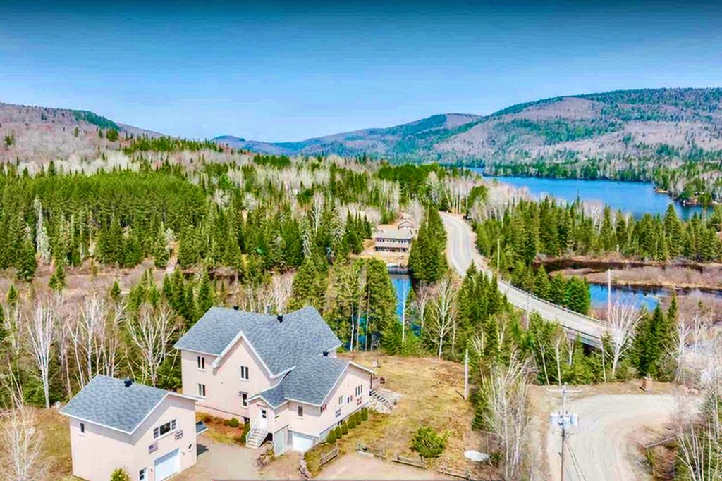 Auberge Rivière Noire (S)Tremblant & Lac Provost Home for rent in