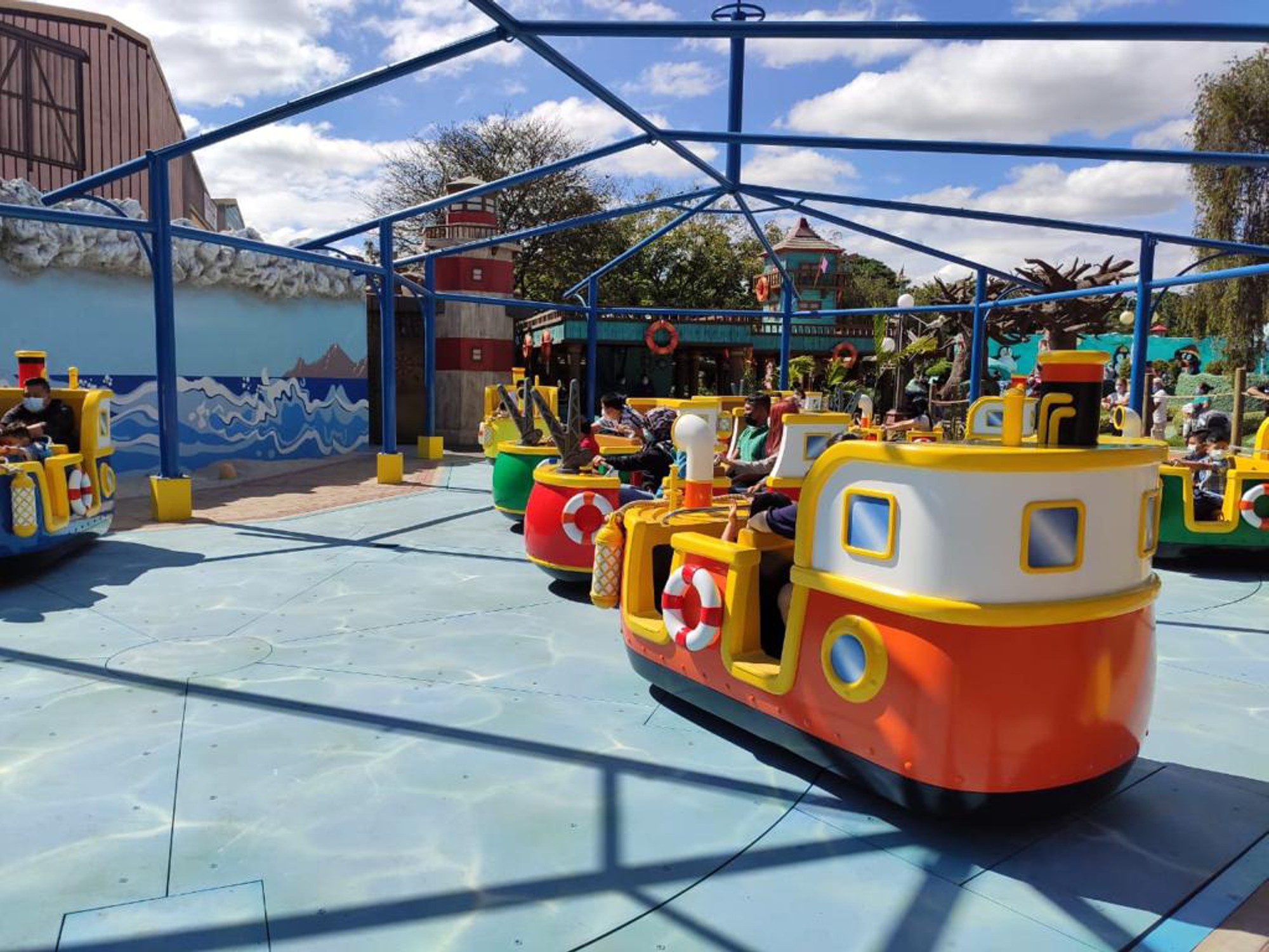 DEMOLITION DERBY 3 TURNTABLES Zamperla