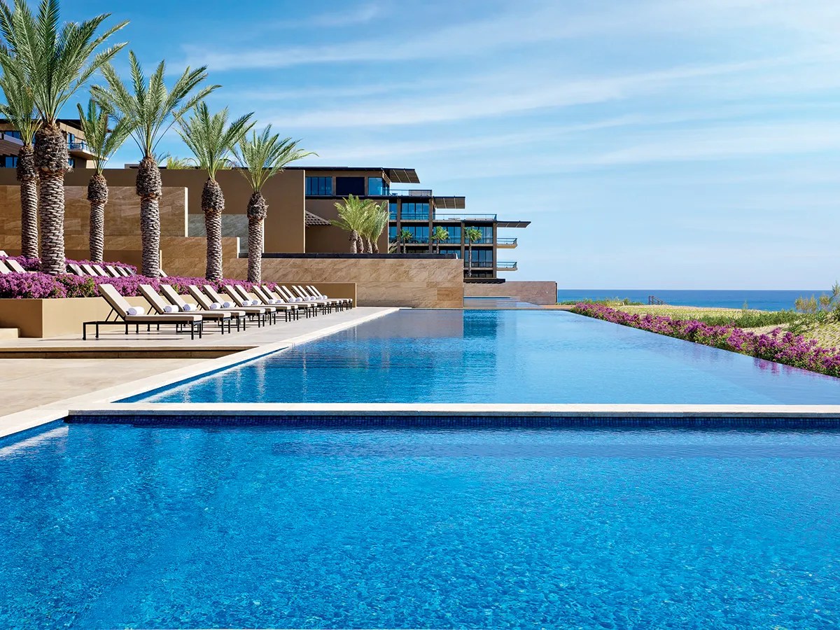 Trend Spotting Honeymoon Resorts in Los Cabos, Mexico