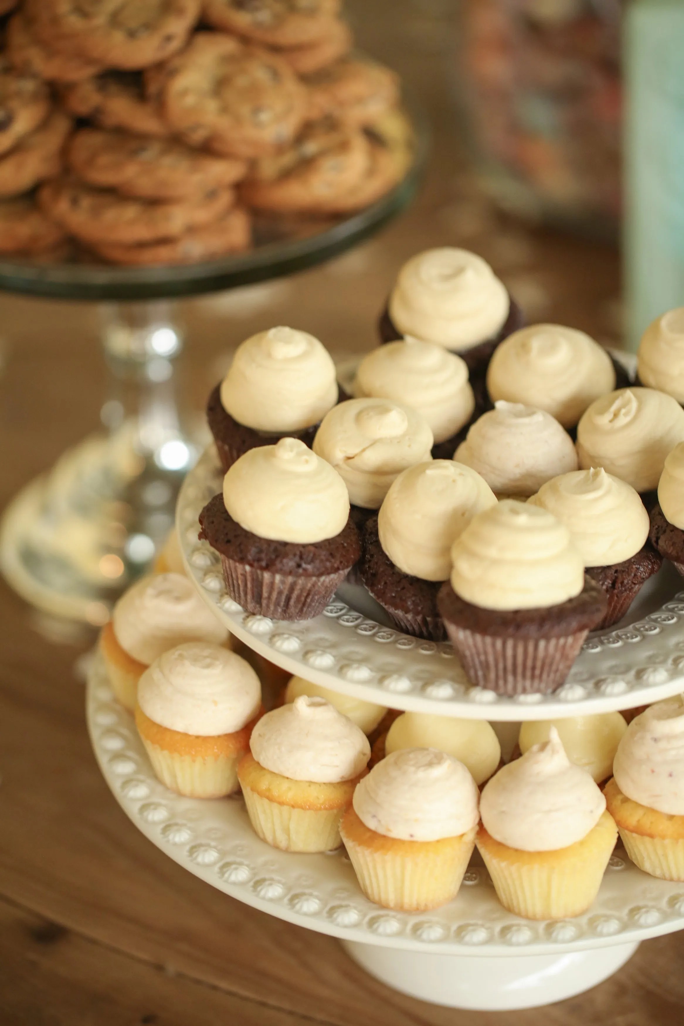 Mini Wedding Cupcakes