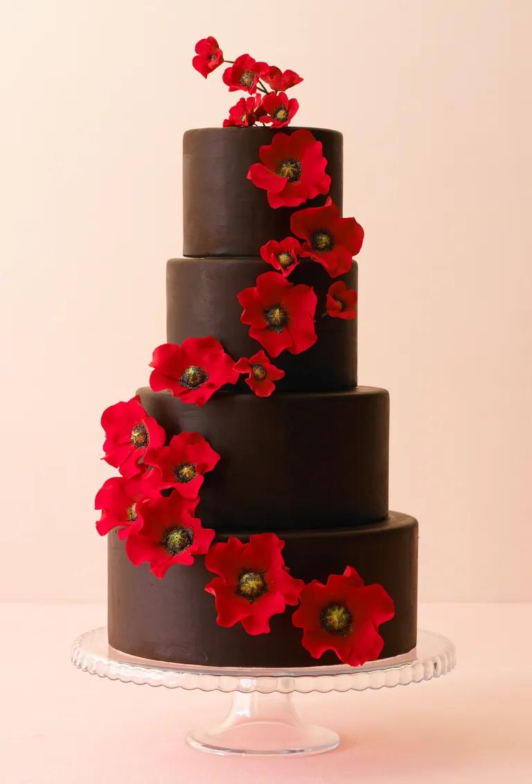 10 Unexpected Wedding Cake Ideas