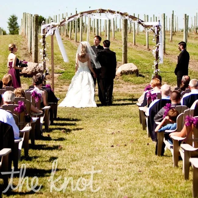 Prairie Moon Winery & Vineyards Wedding Ceremony