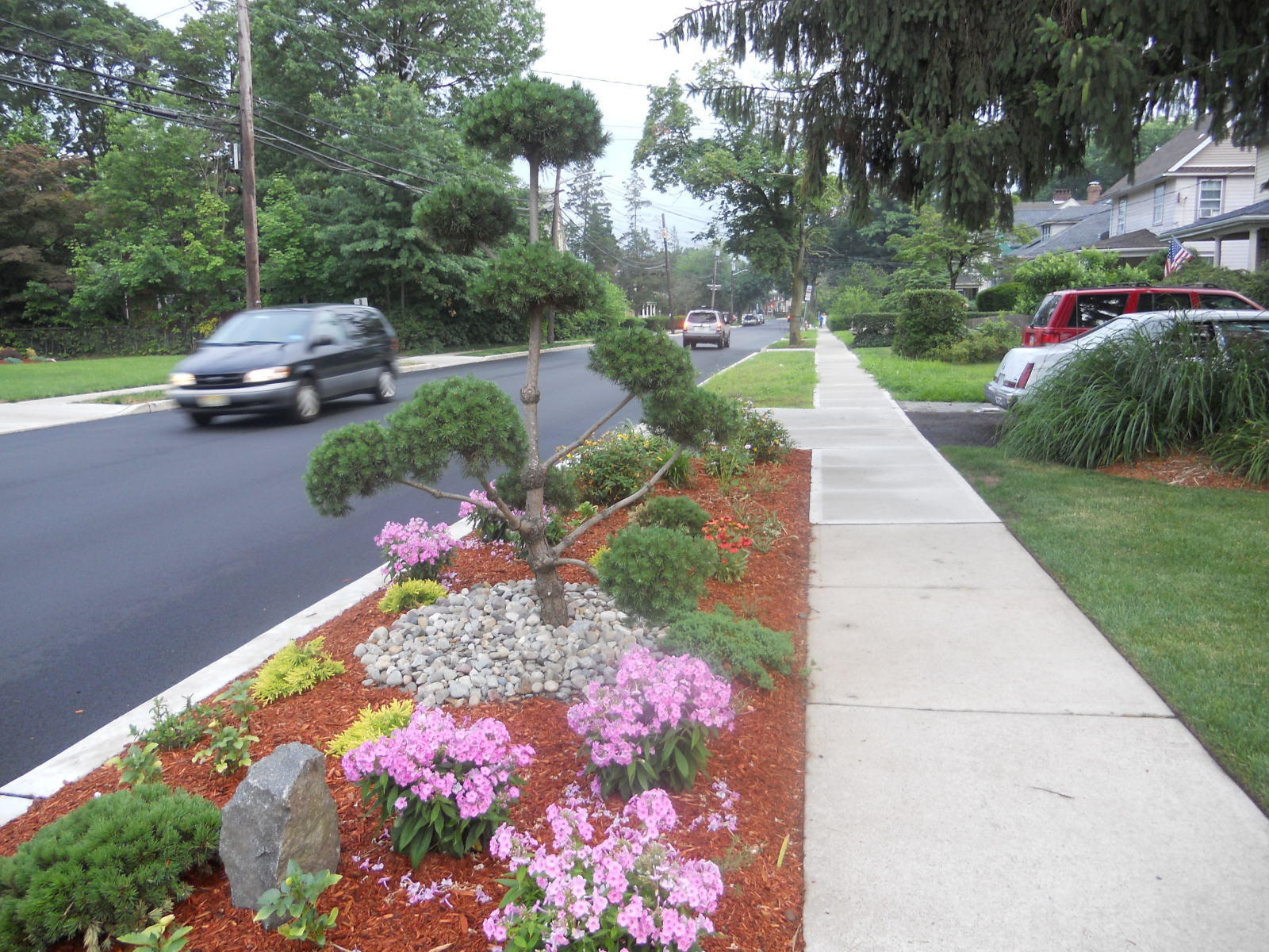 Englewood Landscaping almost PERFECT Landscaping
