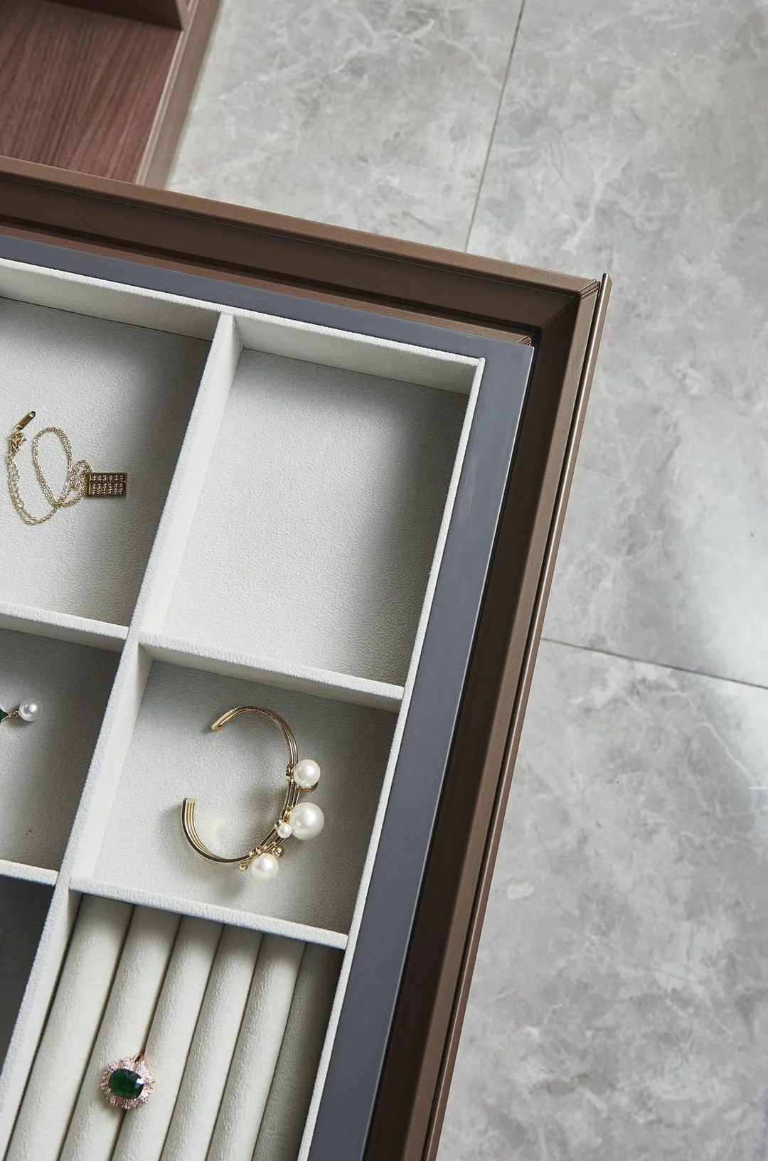 MultiFunction Wardrobe Leather Classification Box Soft Close Drawer