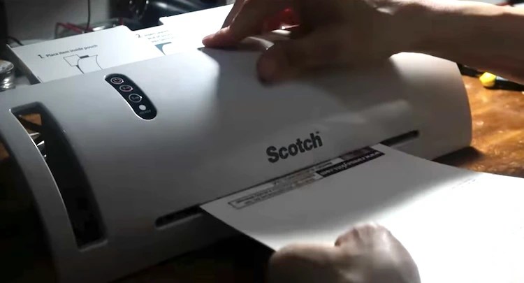 How To Unjam A Laminator With No Reverse Button? - APM Designs