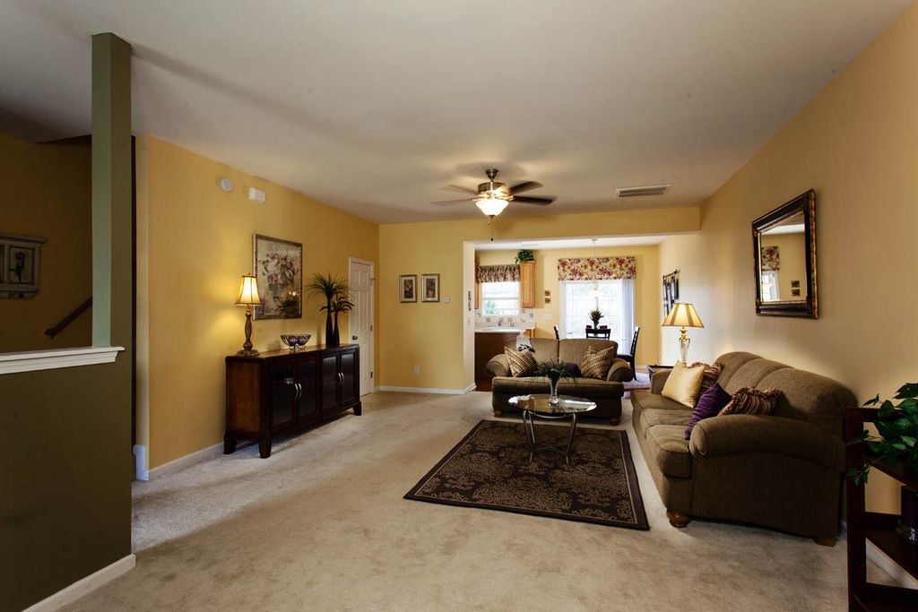 Fully furnished single room available Triangle Indian Community