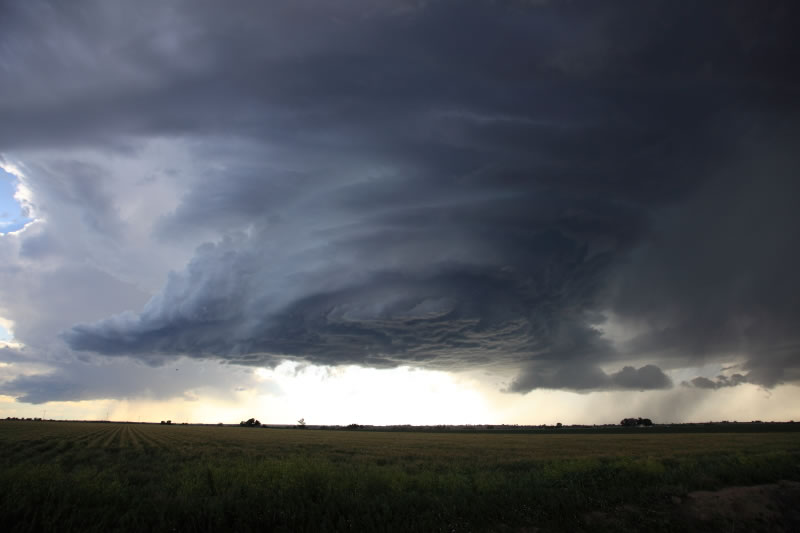 Wall Clouds visual characteristics