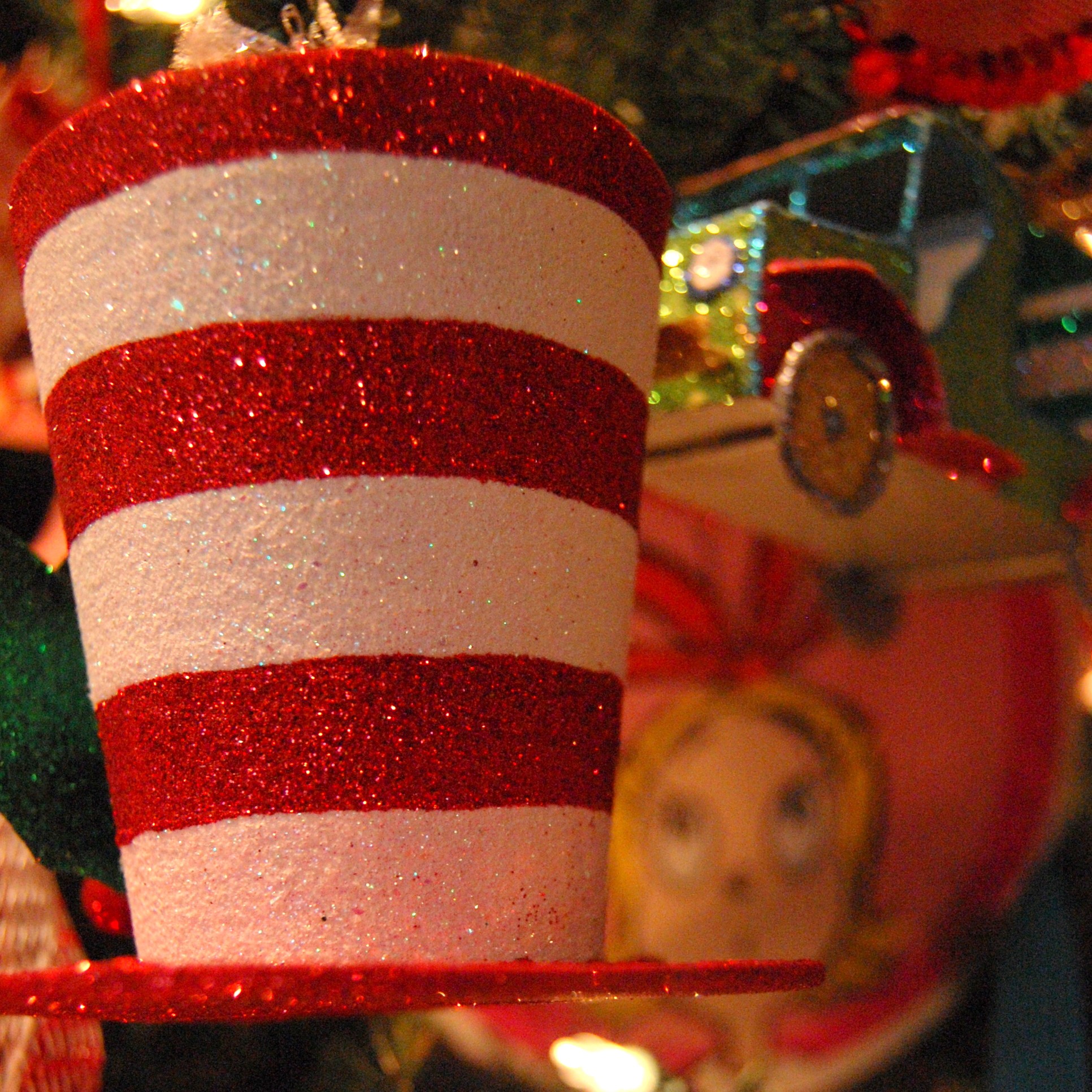 Dr Seuss Christmas Tree Our Dr. Seuss Christmas Tree! (2012) A Pop of Pretty