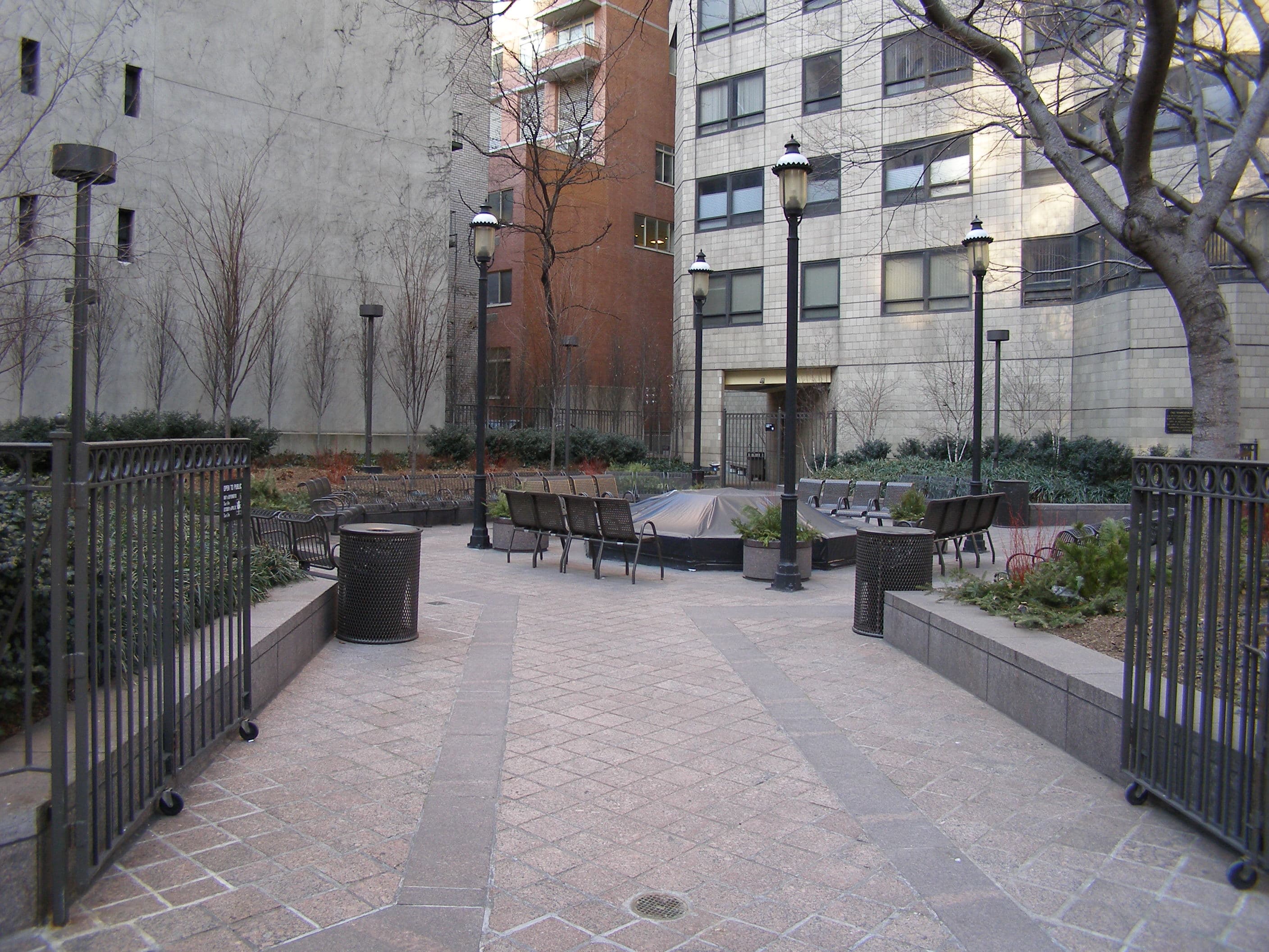 240 East 47th Street Privately Owned Public Space (APOPS)