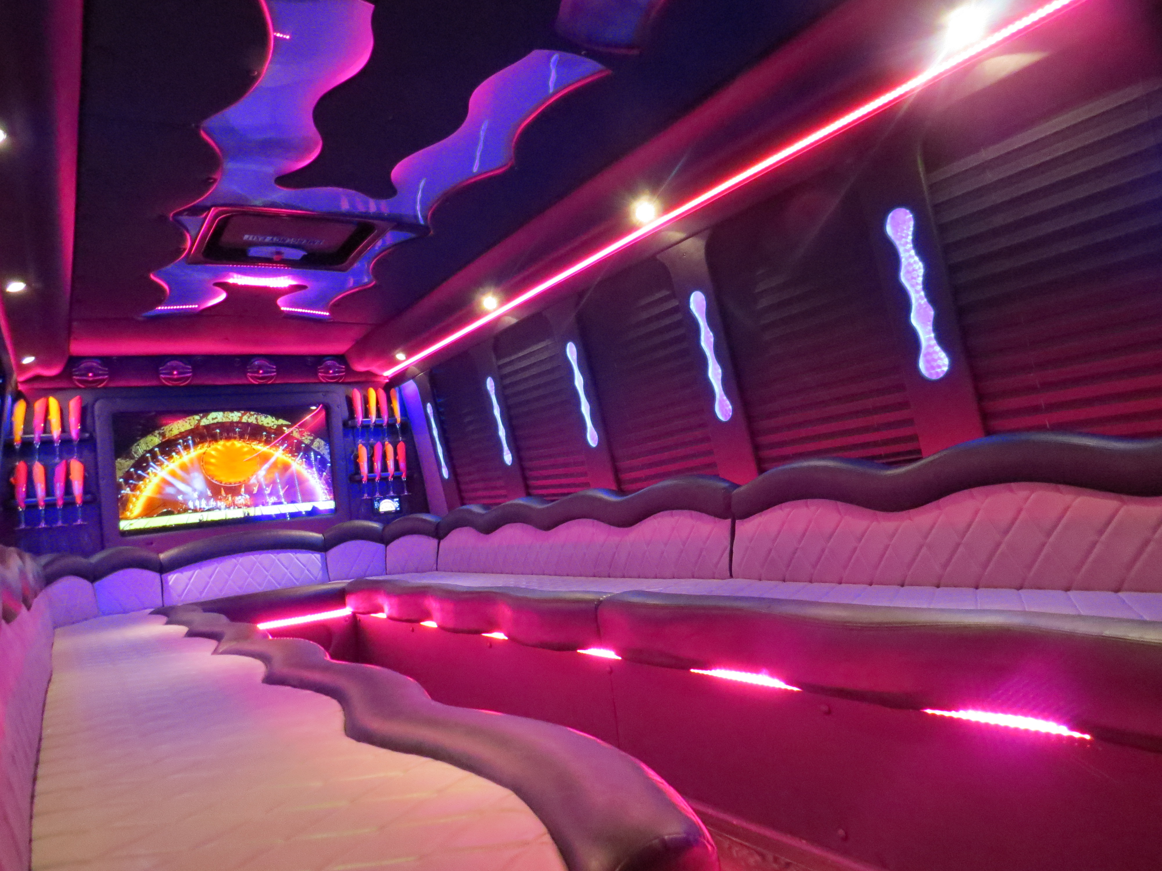 Party Bus Memphis Luxury Party Buses Exotic Party Buses...