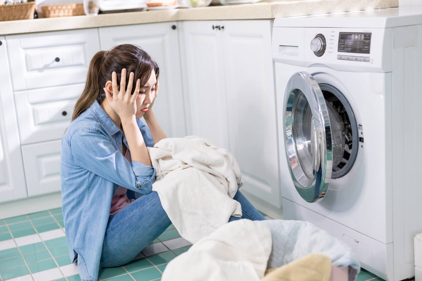 How to Clean Clothes Exposed to Mold Spores Nori Press