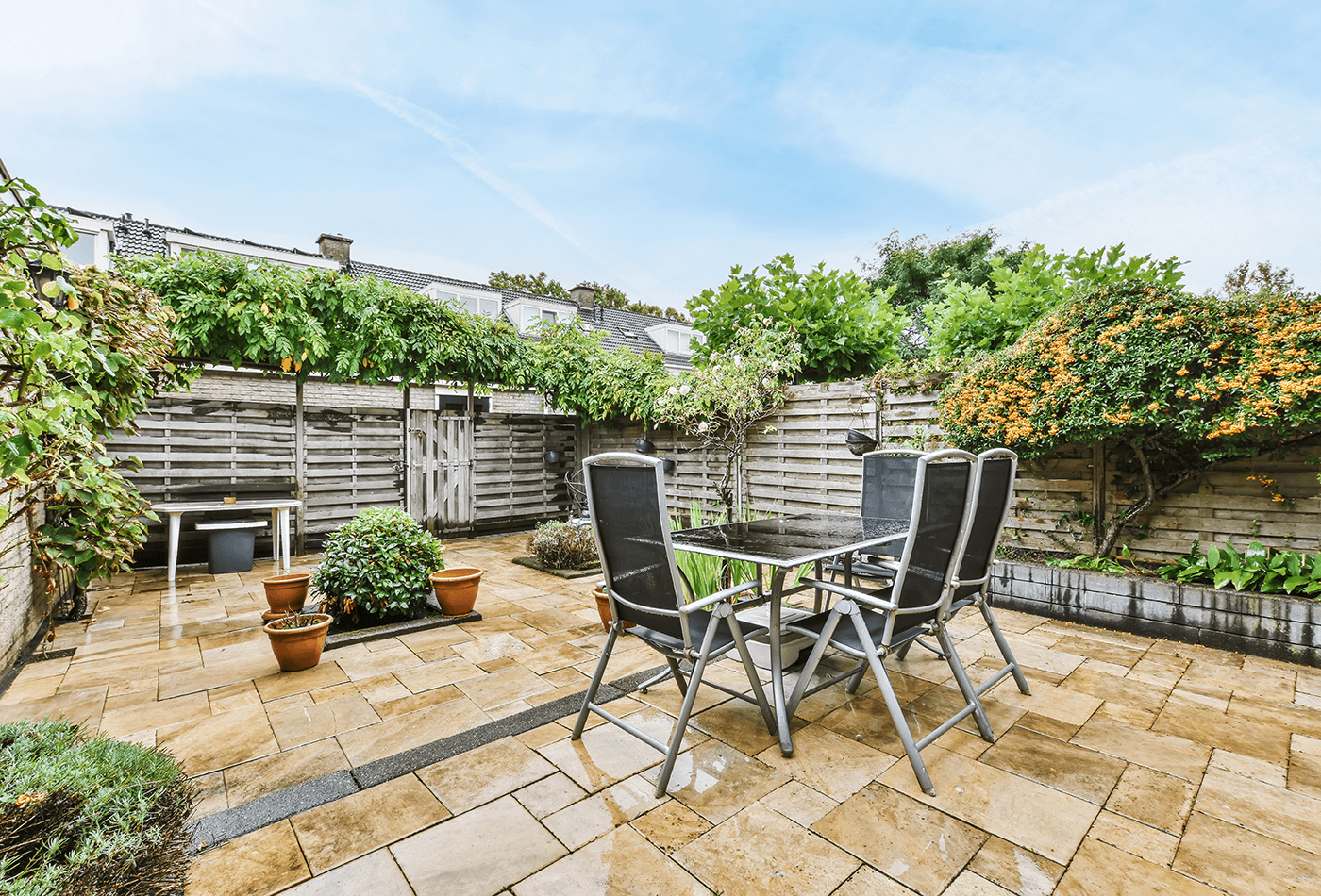 Garden Flooring; Which Best Suits Your Garden