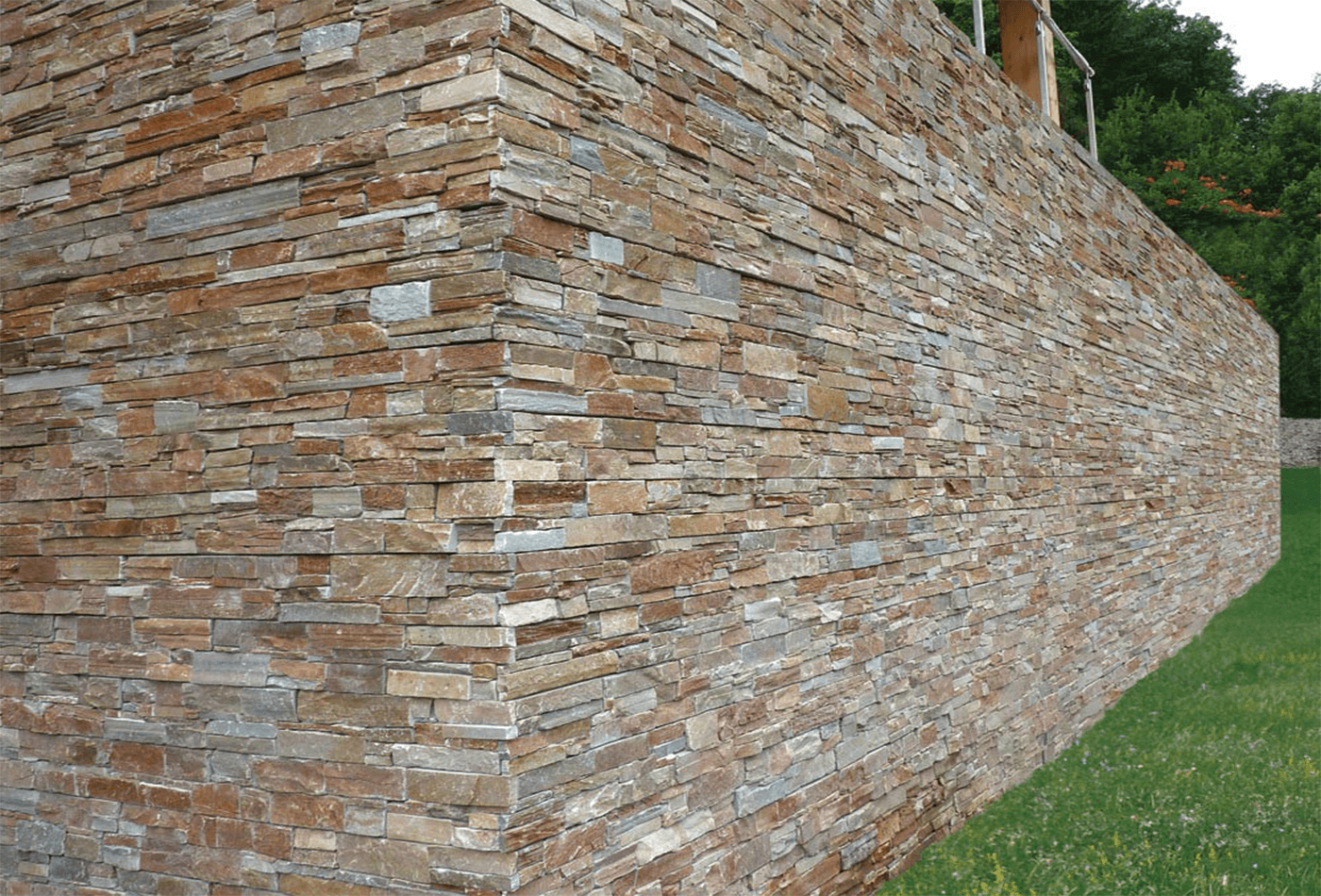 Slate Stone and its Uses for Home & Public Places