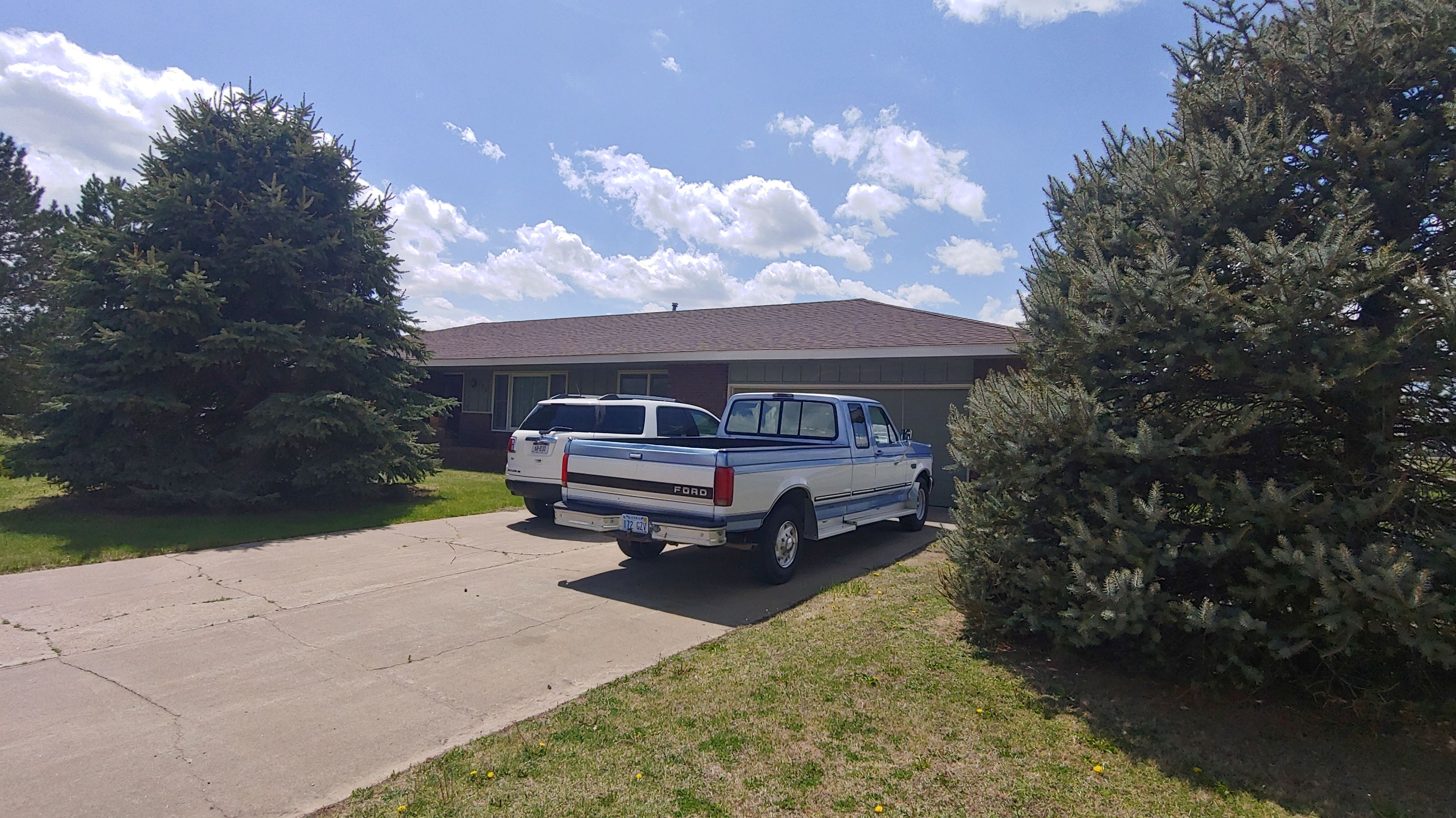 Item 1 in 725 N. Main, Plainville, Kansas gallery