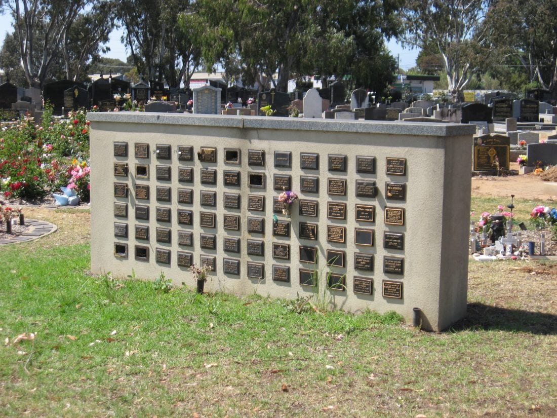 Melbourne Cemeteries Complete Guide 2022 • Gathered Here
